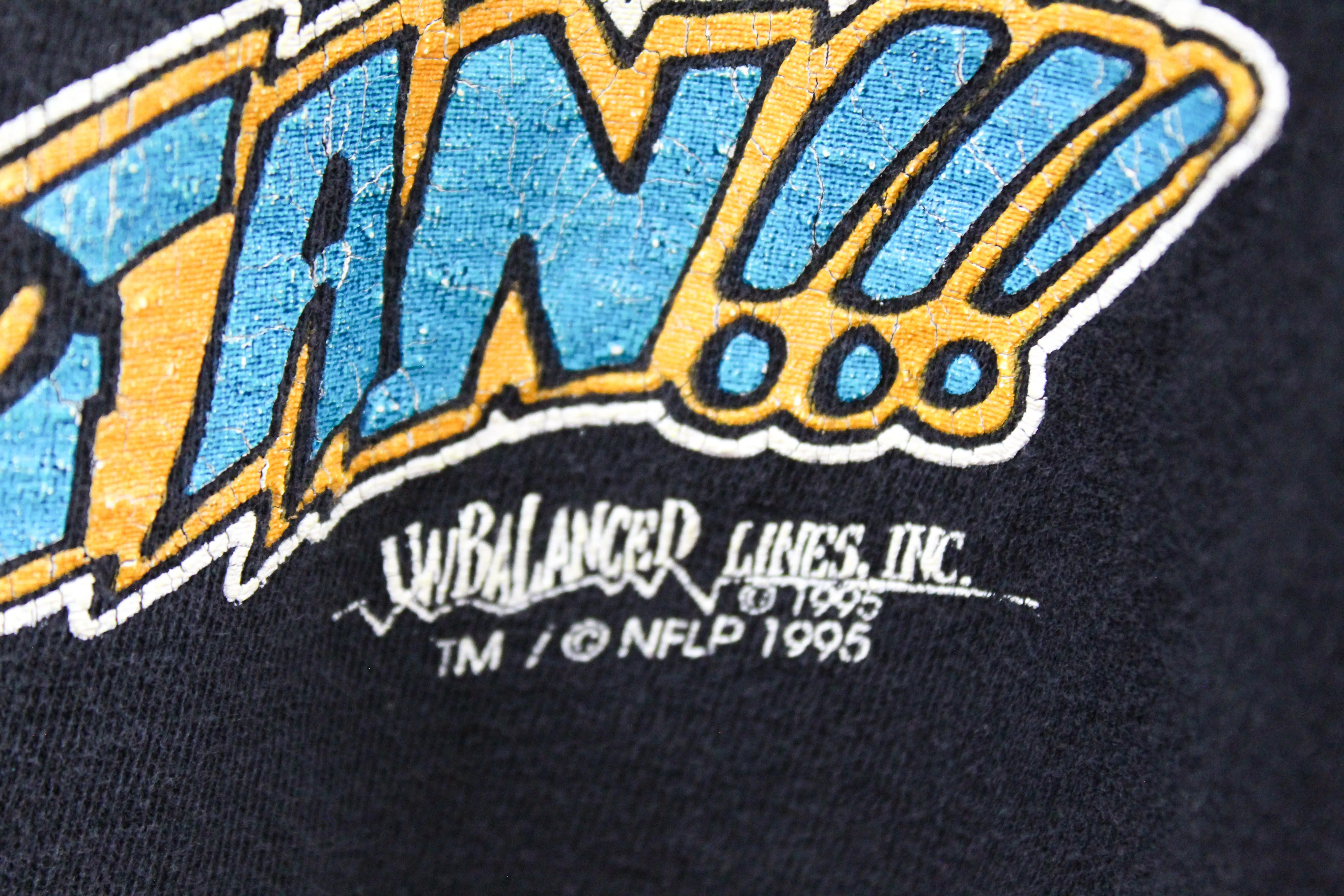 Z - Vintage 1995 Single Stitch Jacksonville Jaguars Script Tee sold by HG Vintage product image thumbnail 3