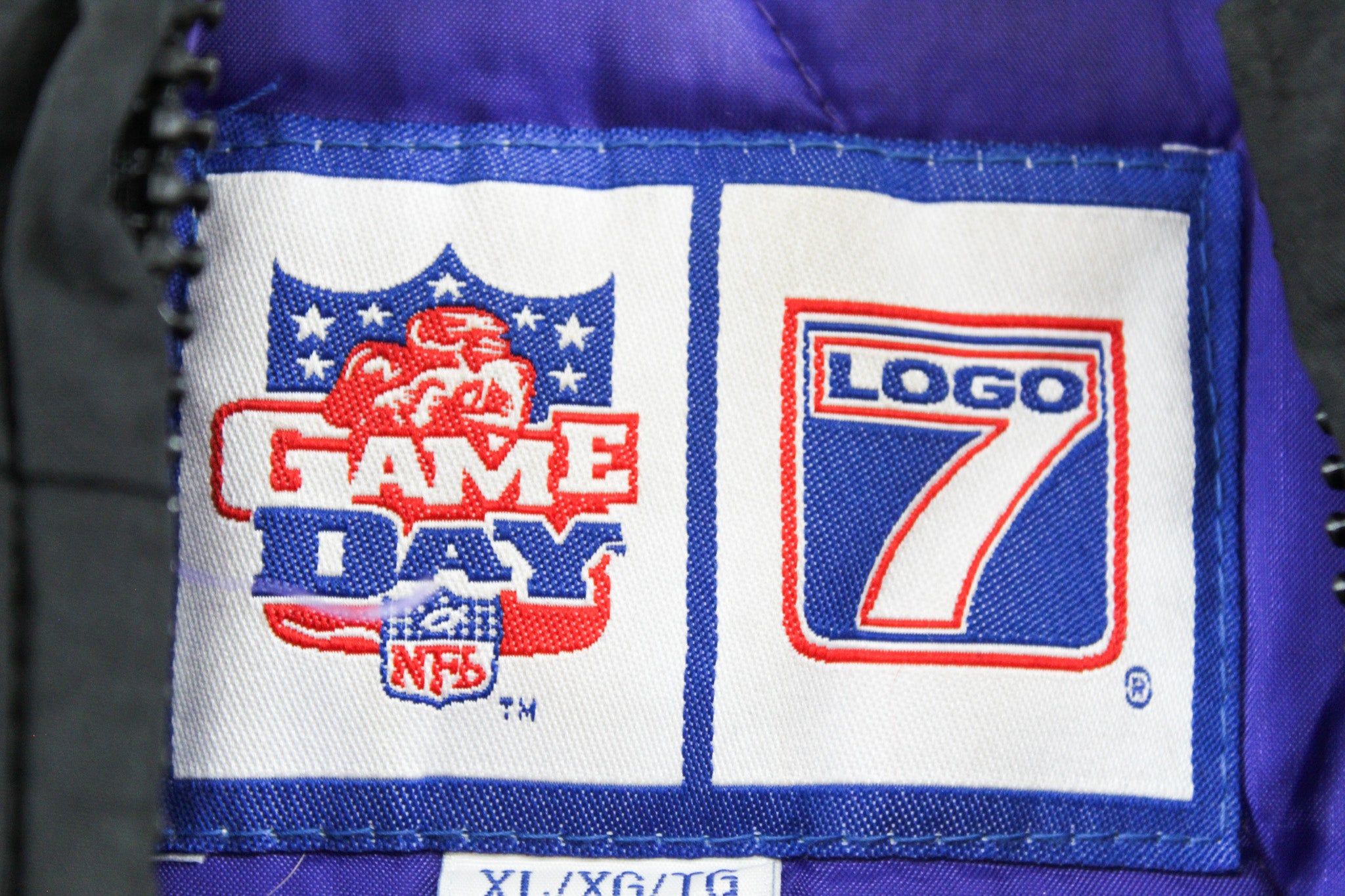 Vintage Logo 7 NFL Baltimore Ravens Winter Jacket sold by HG Vintage product image thumbnail 5