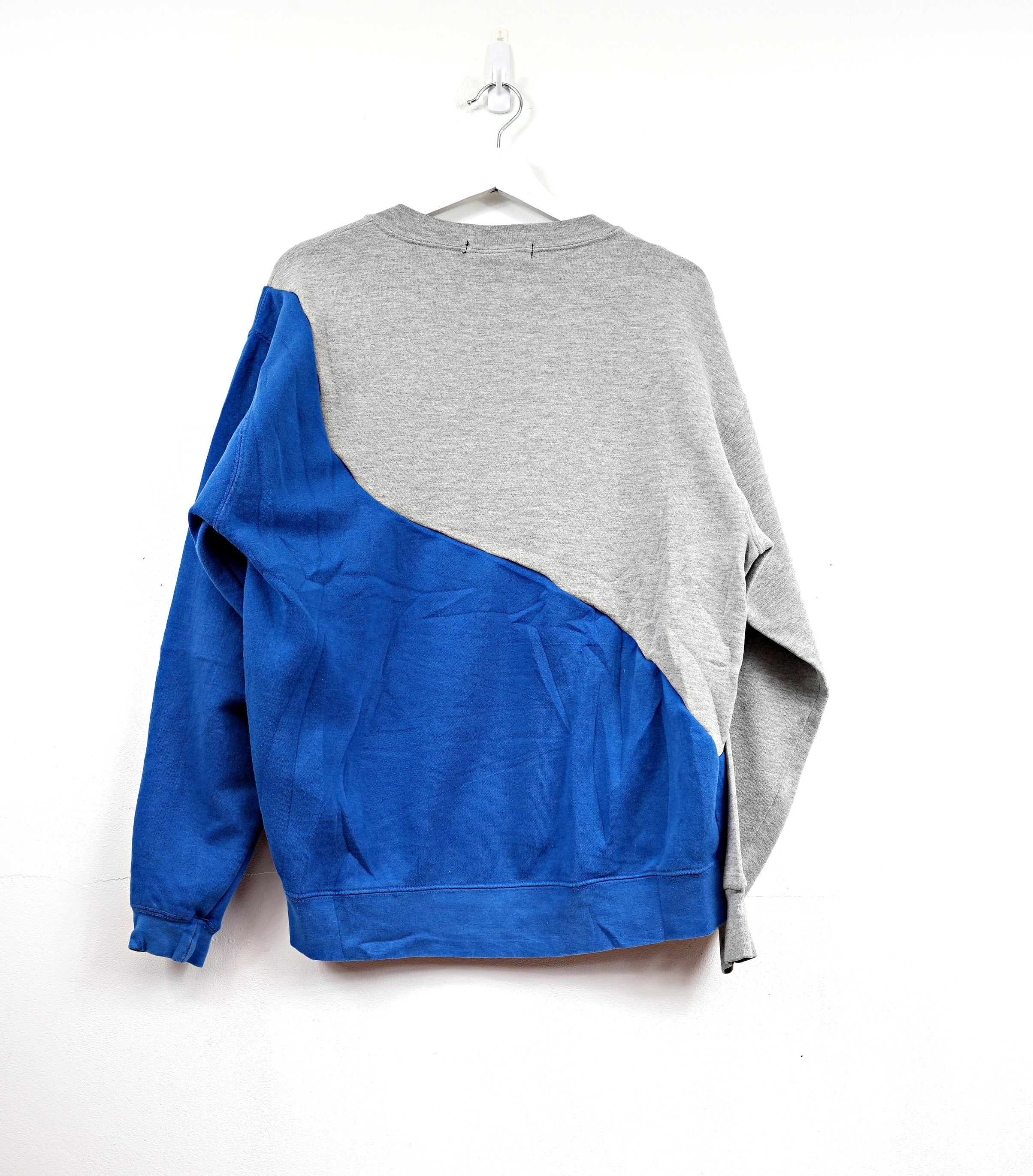 Haus Of Mojo Rework Patriots '03 Swirl Unisex Sweatshirt sold by HG Vintage product image thumbnail 3