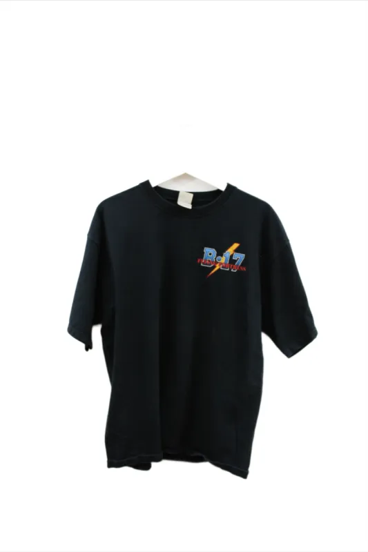 Z - Vintage B-17 Sky Fortress Plane Graphic Fruit Of The Loom Tee sold by HG Vintage