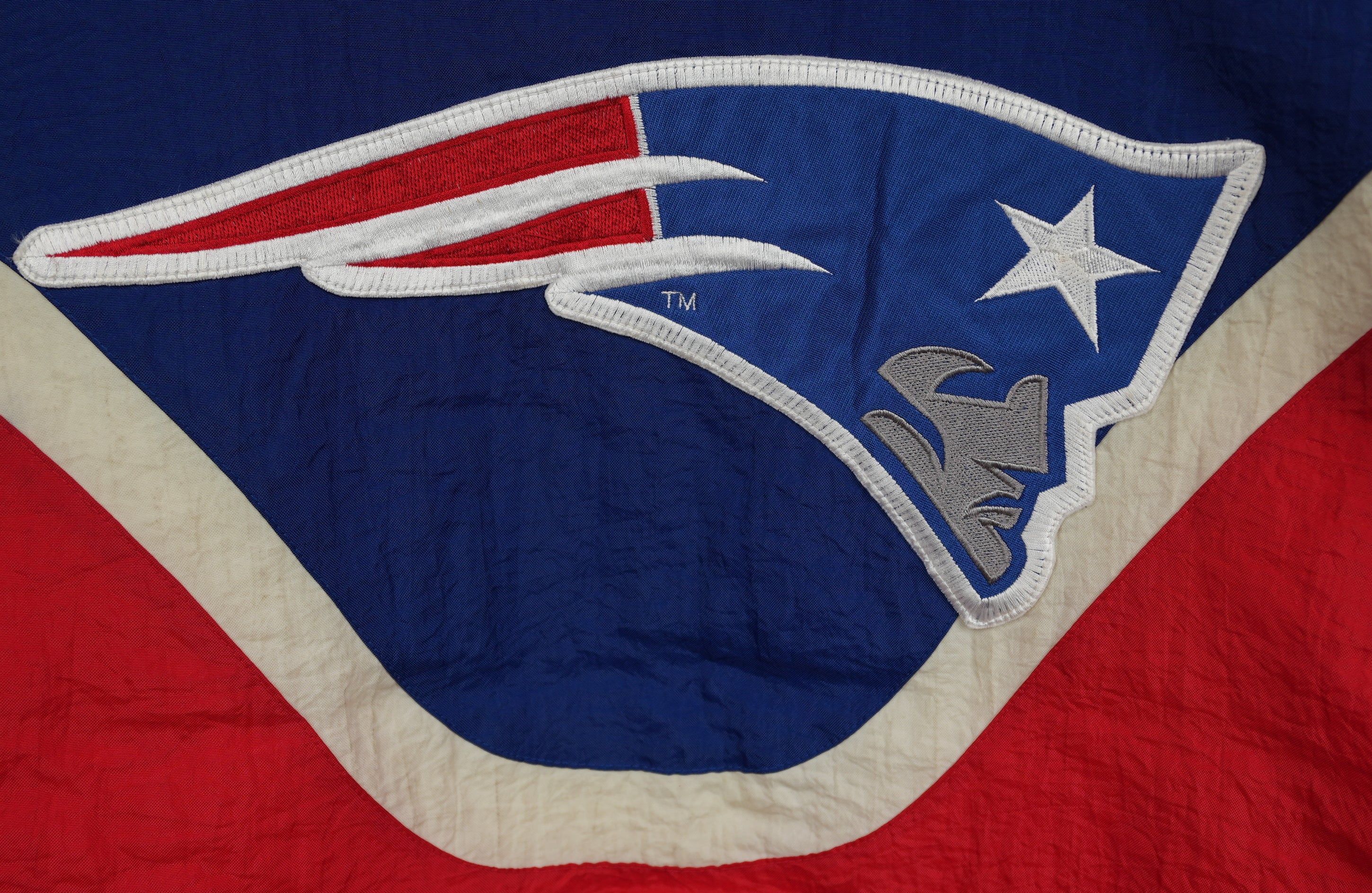 NFL New England Patriots Vintage NFL Apex One Full Zip