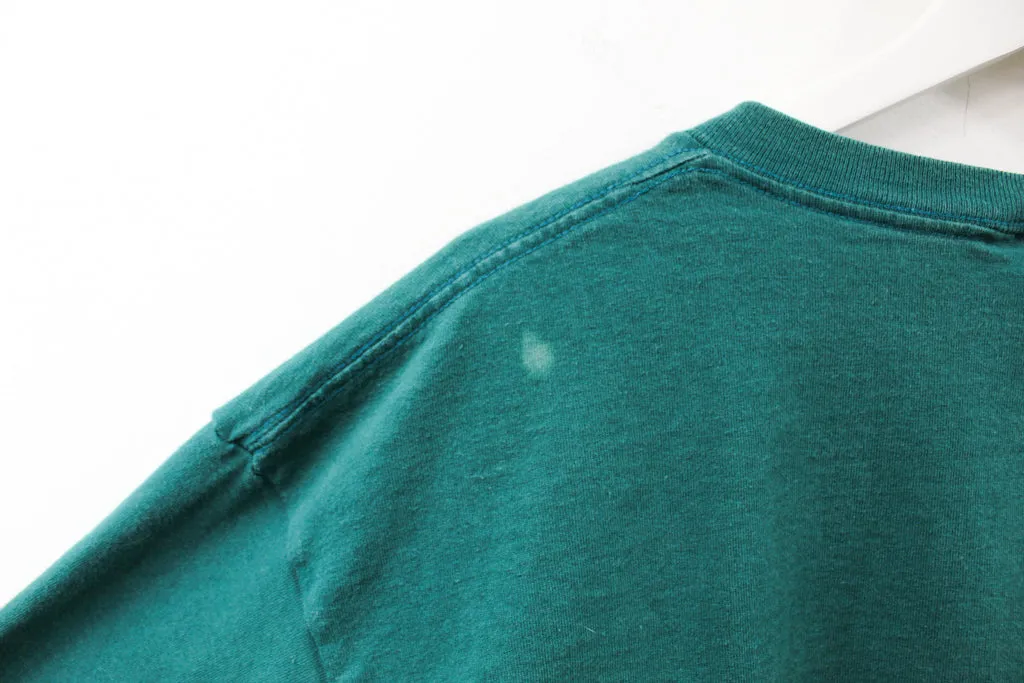 Z- Vintage 1996 Eagles Logo & Script Lee NFL Tee sold by HG Vintage product image thumbnail 4