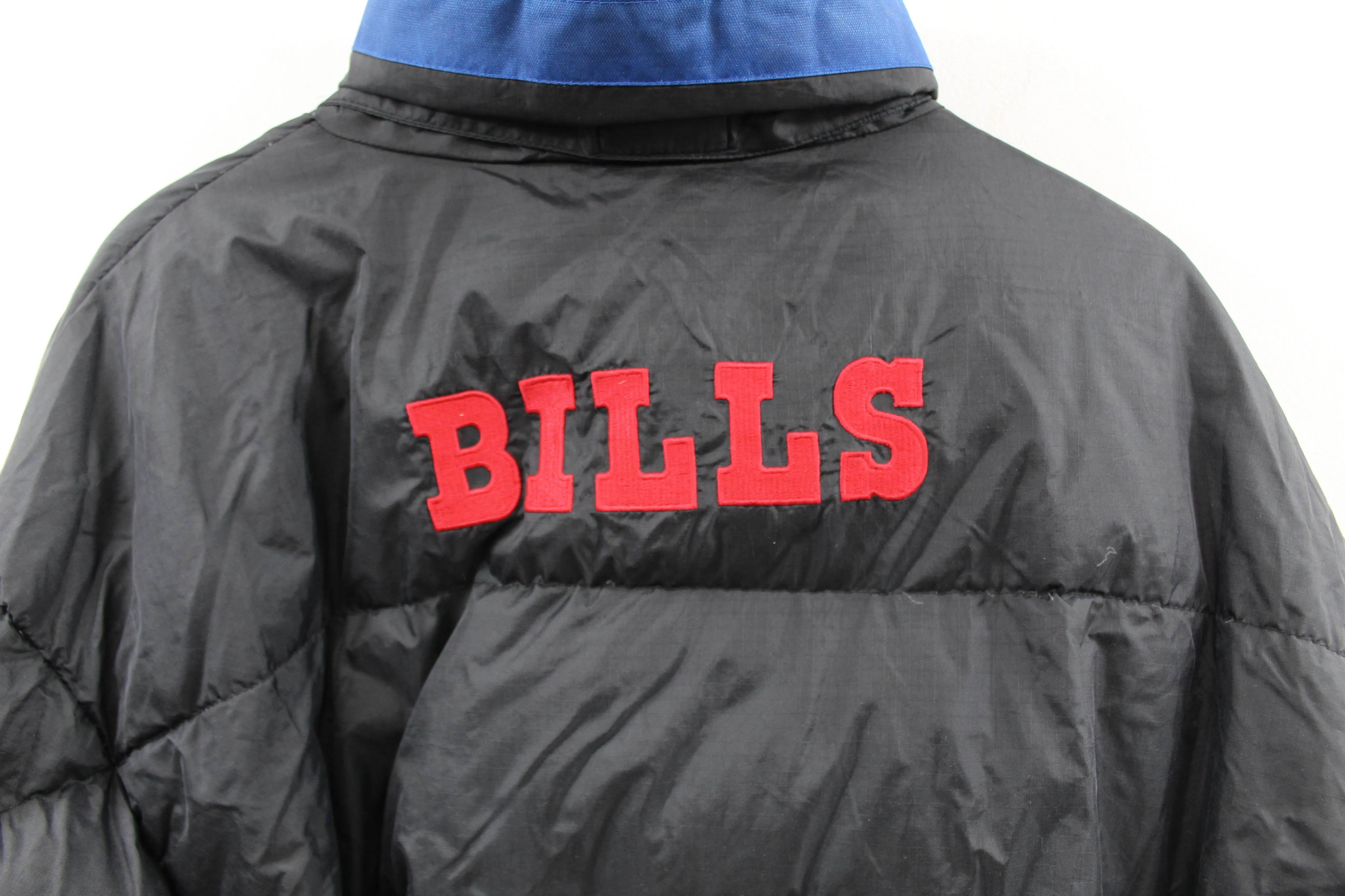 Z- Buffalo Bills NFL Pro Player Winter Jacket sold by HG Vintage product image thumbnail 4