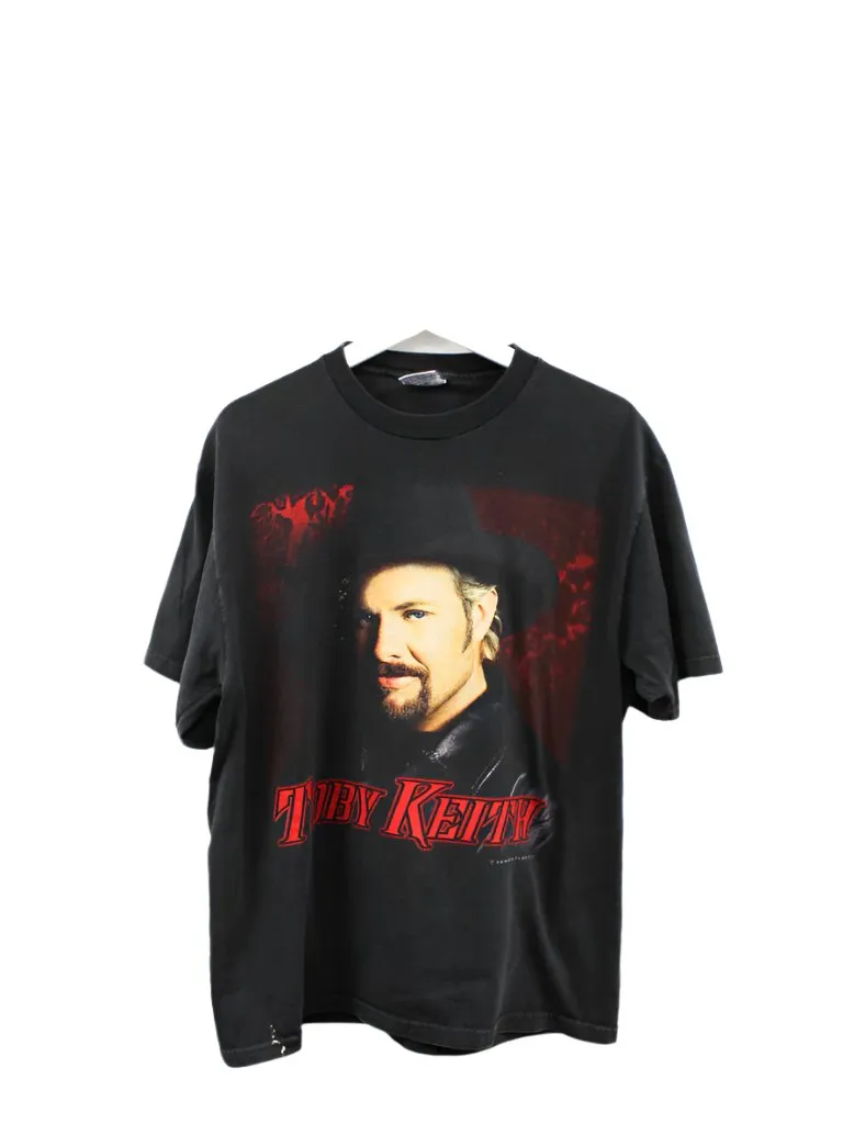 Z- Vintage 2001 Toby Keith I Wanna Talk About Me! Picture Tee sold by HG Vintage