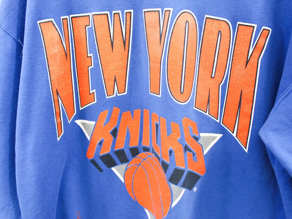 Z- Vintage Knicks NBA Nutmeg Script & Logo Made In The USA Crewneck sold by HG Vintage product image thumbnail 2