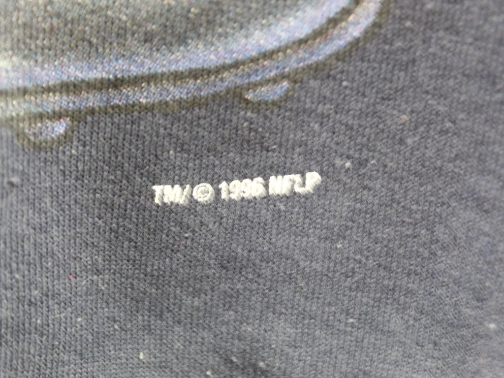 Z- Vintage 1996 Patriots Tasmanian Devil MLB Looney Tunes Crewneck sold by HG Vintage product image thumbnail 3