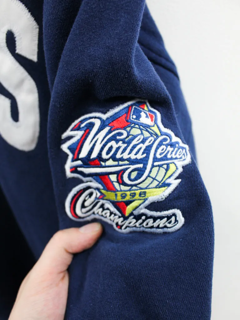 Z- Vintage 1998 Yankees MLB Starter World Series Champs Crewneck sold by HG Vintage product image thumbnail 3