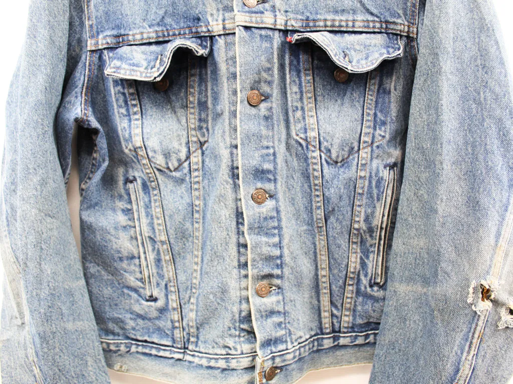 Z- Vintage Levi’s 71506 Made in USA Trucker Denim Jacket sold by HG Vintage product image thumbnail 4