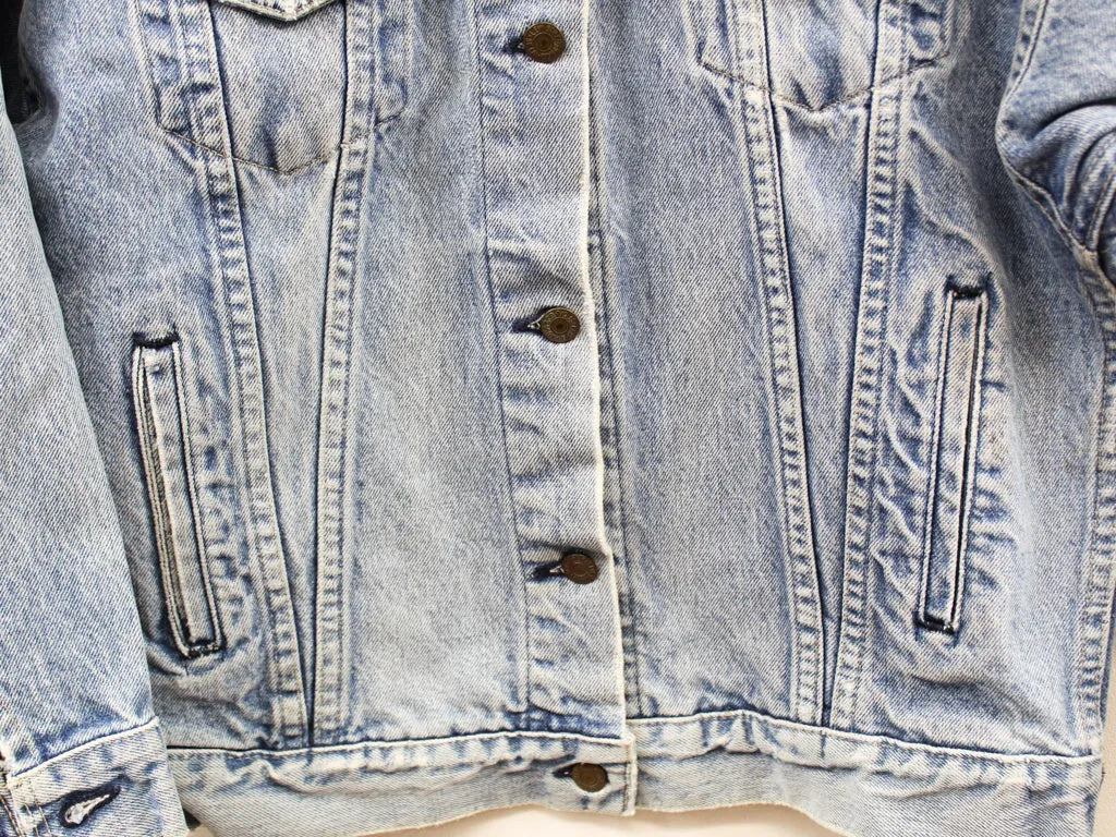 Z- Vintage Levi’s 77930 Beige Tab Made in USA Trucker Denim Jacket sold by HG Vintage product image thumbnail 4