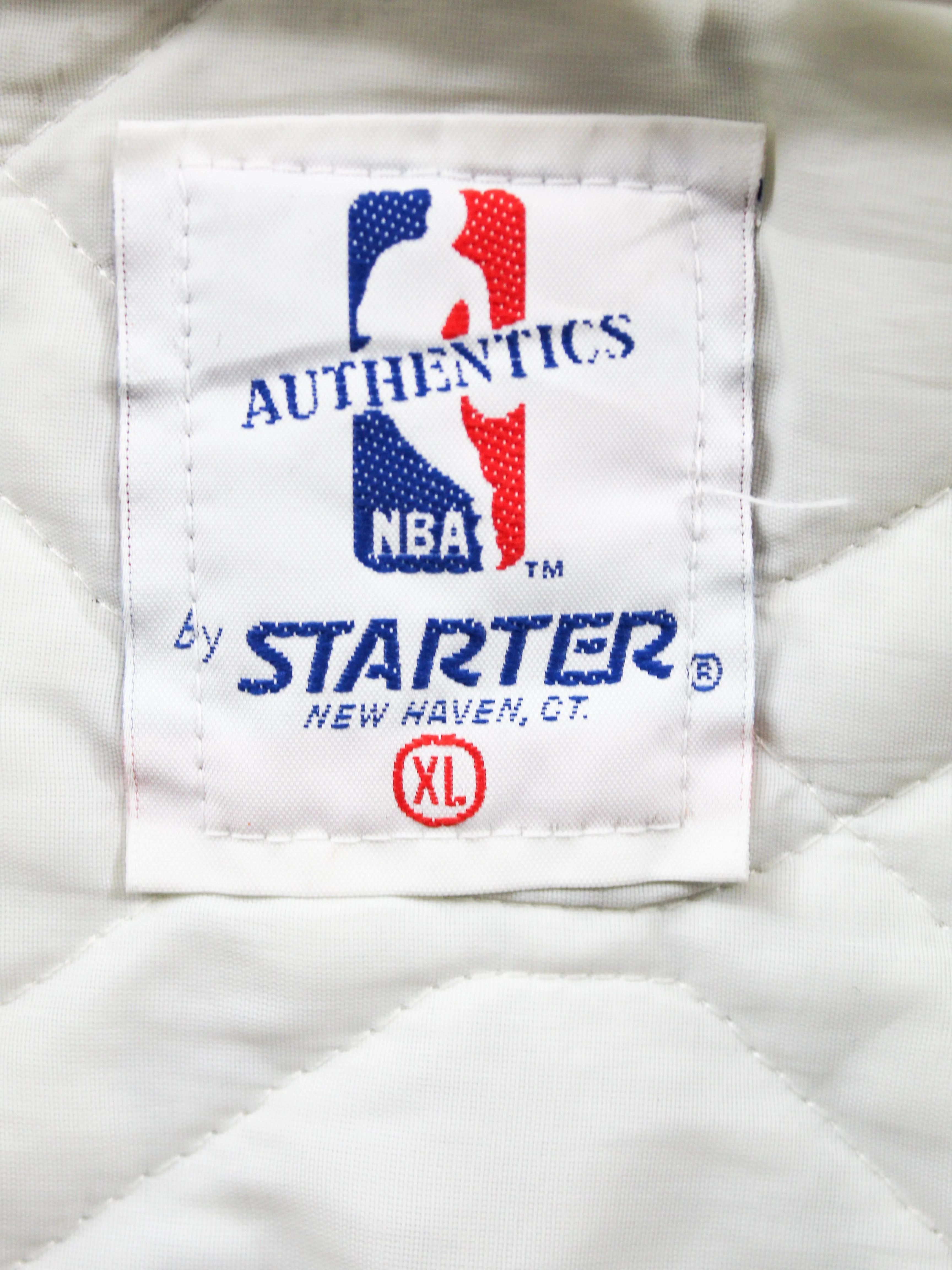 Z- Vintage Warriors NBA Starter Satin Bomber Jacket sold by HG Vintage product image thumbnail 4