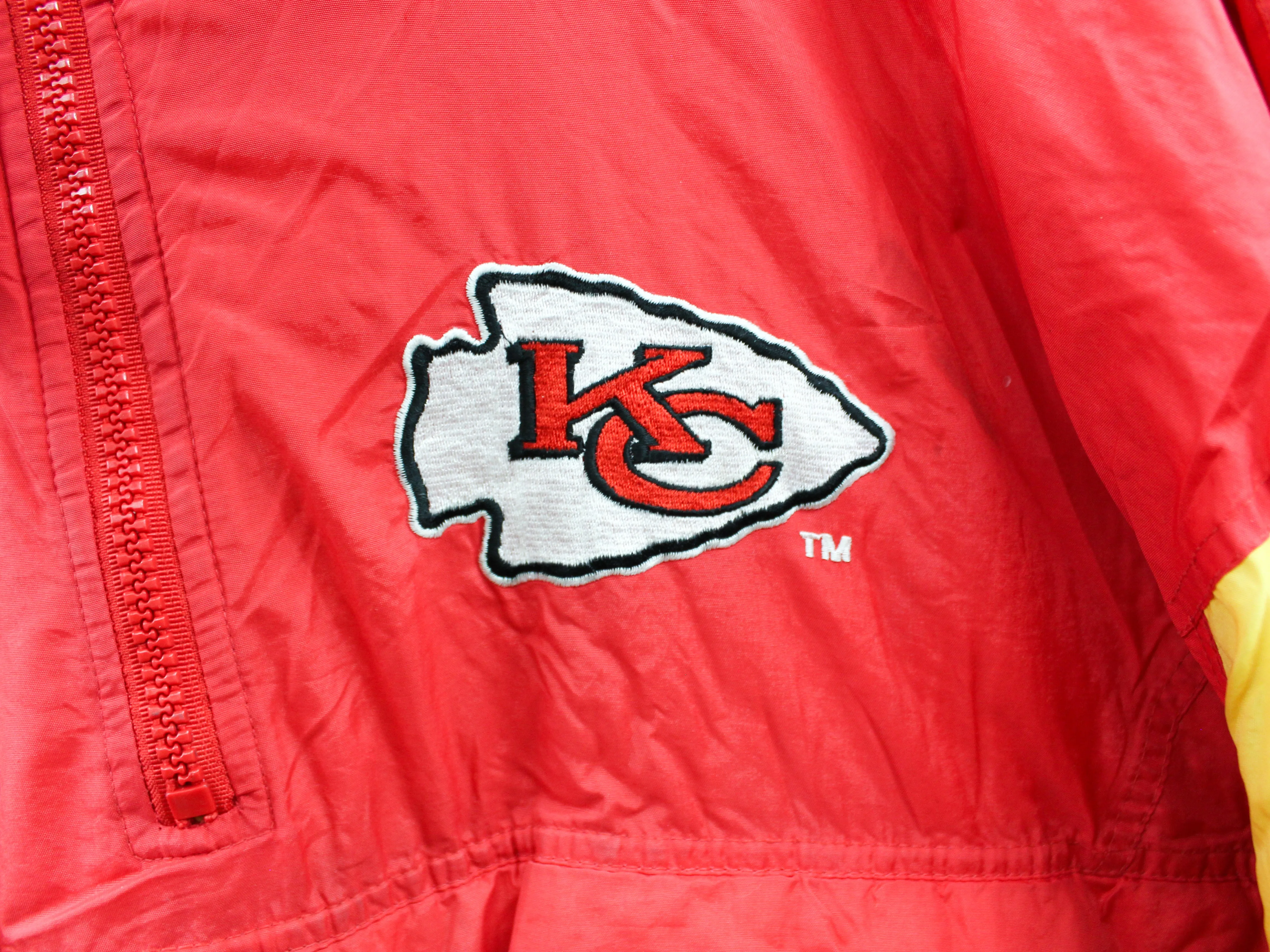 Z- Vintage Chiefs NFL Game Day Anorak Winter Jacket sold by HG Vintage product image thumbnail 2