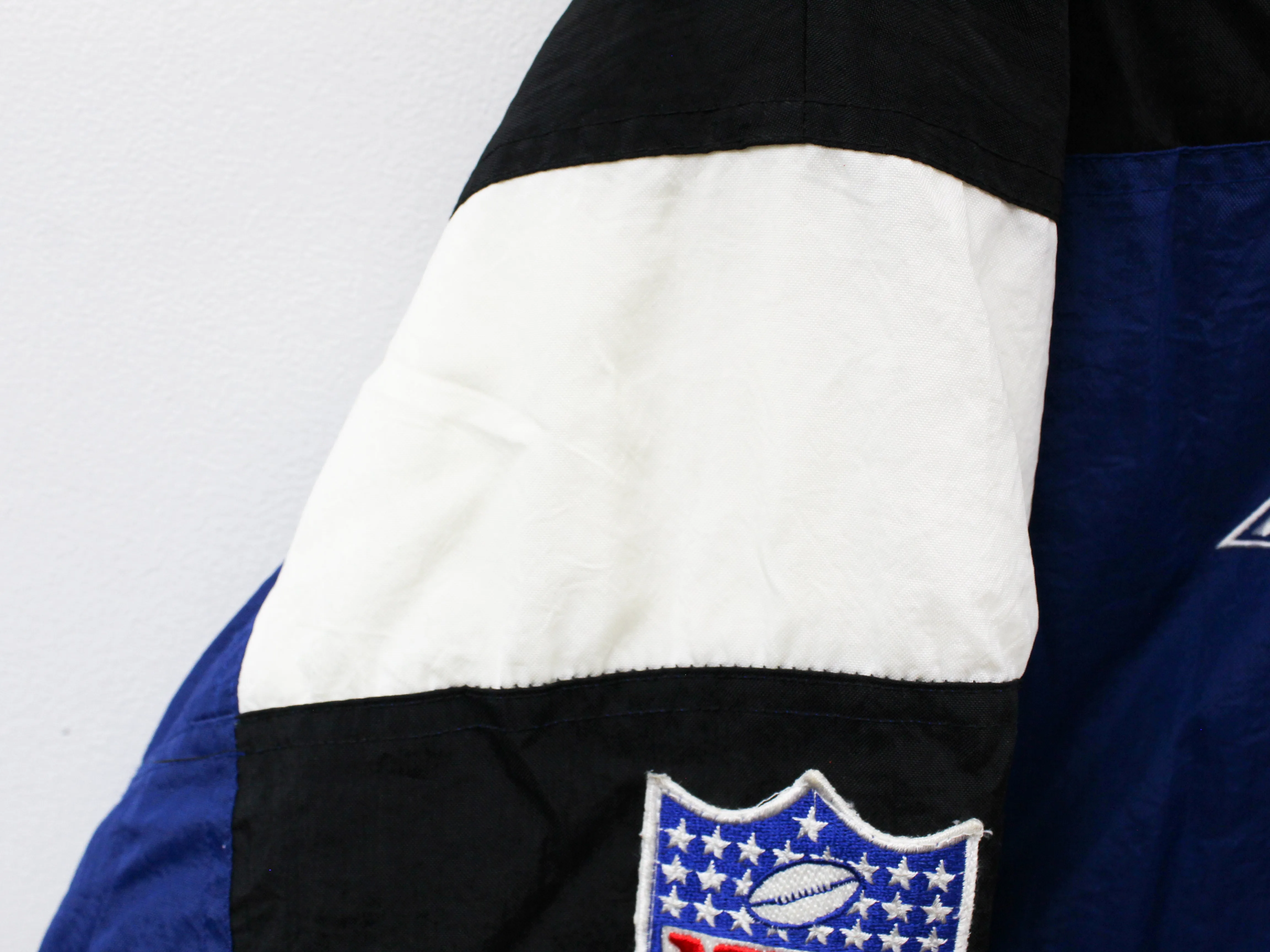 Z- Vintage Cowboys NFL Apex One Zip Up Winter Jacket sold by HG Vintage product image thumbnail 5