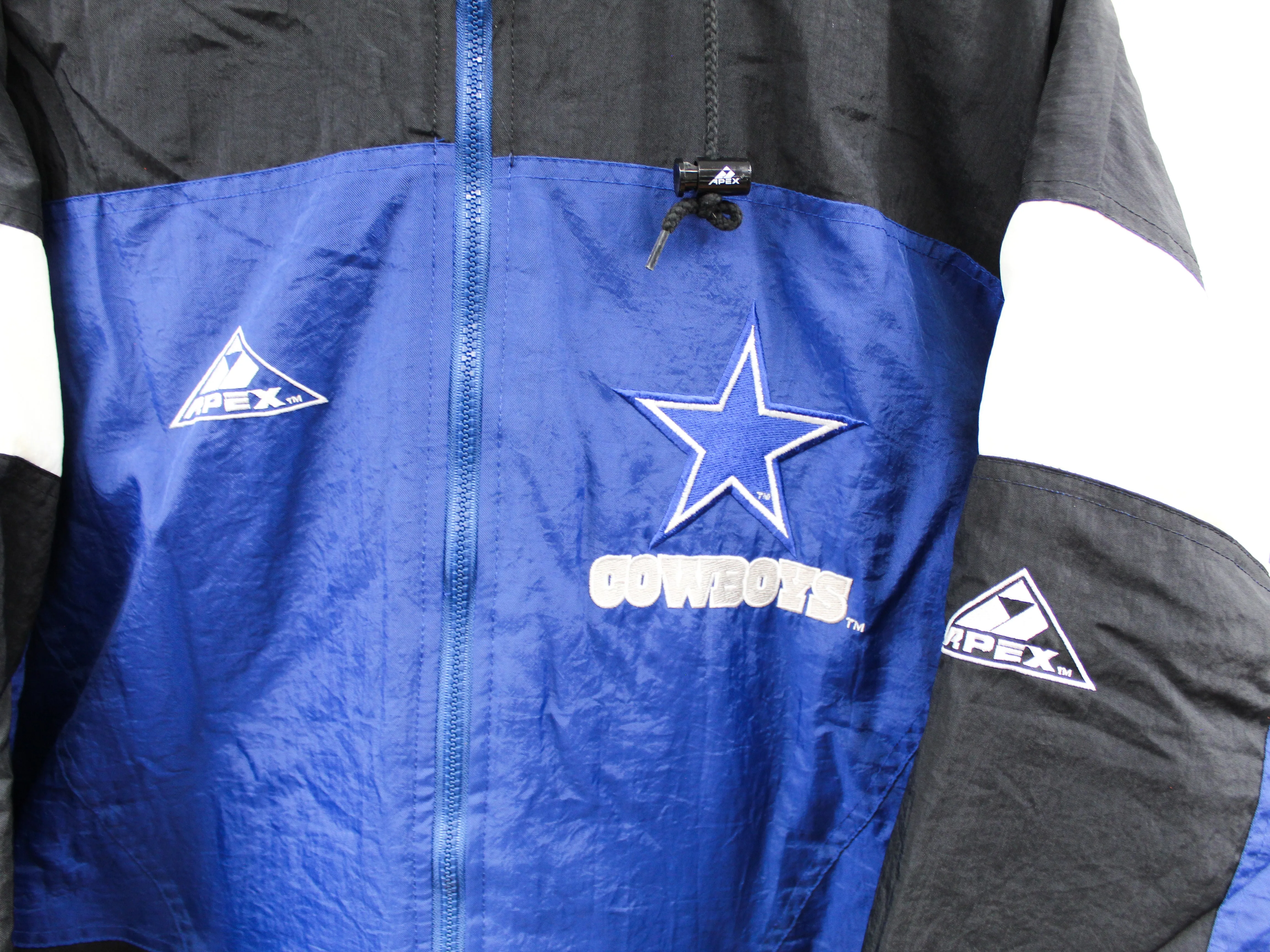 Z- Vintage Cowboys NFL Apex One Zip Up Winter Jacket sold by HG Vintage product image thumbnail 2