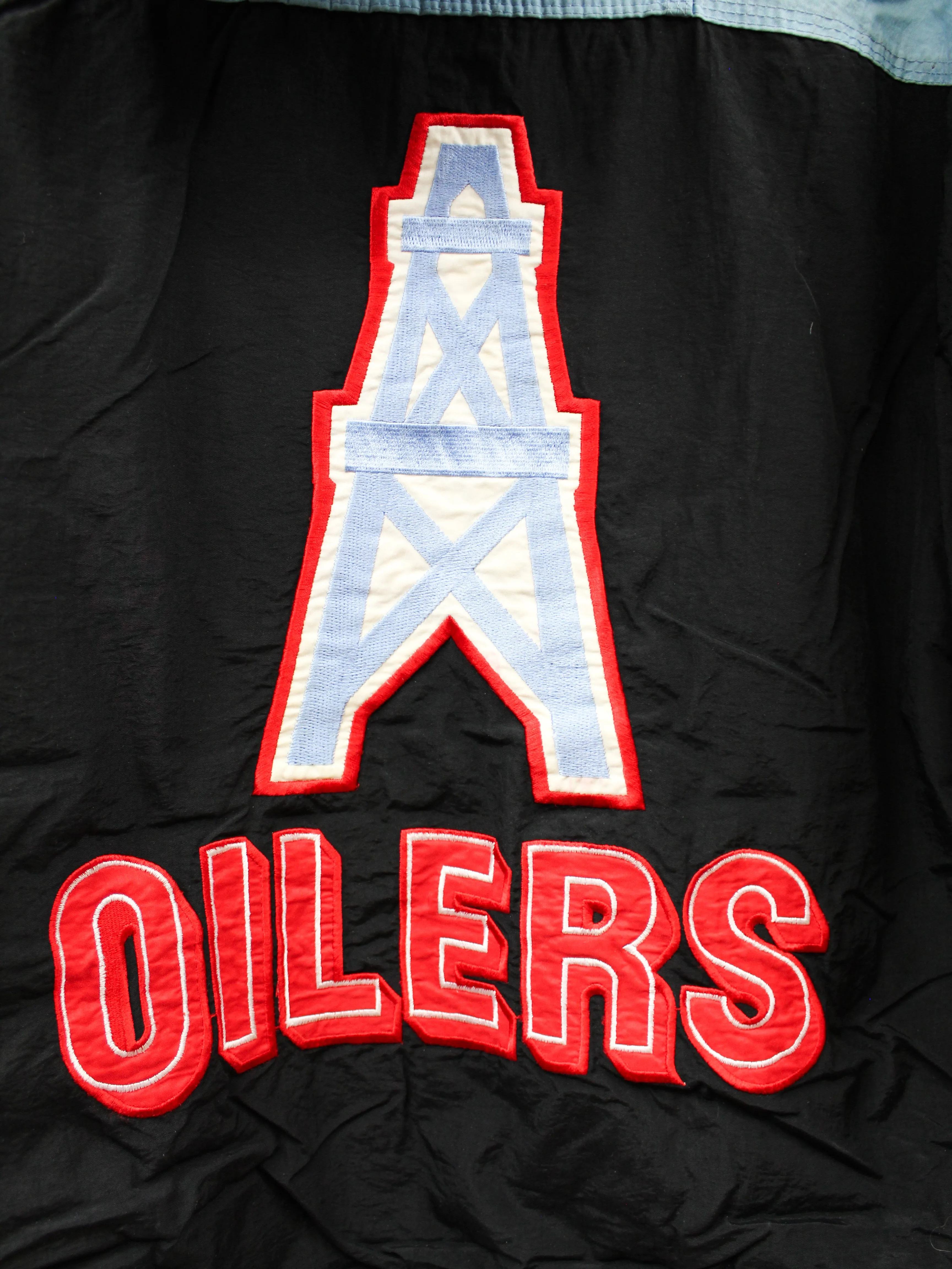 Z- Vintage Houston Oilers (Titans) NFL Winter Jacket sold by HG Vintage product image thumbnail 4
