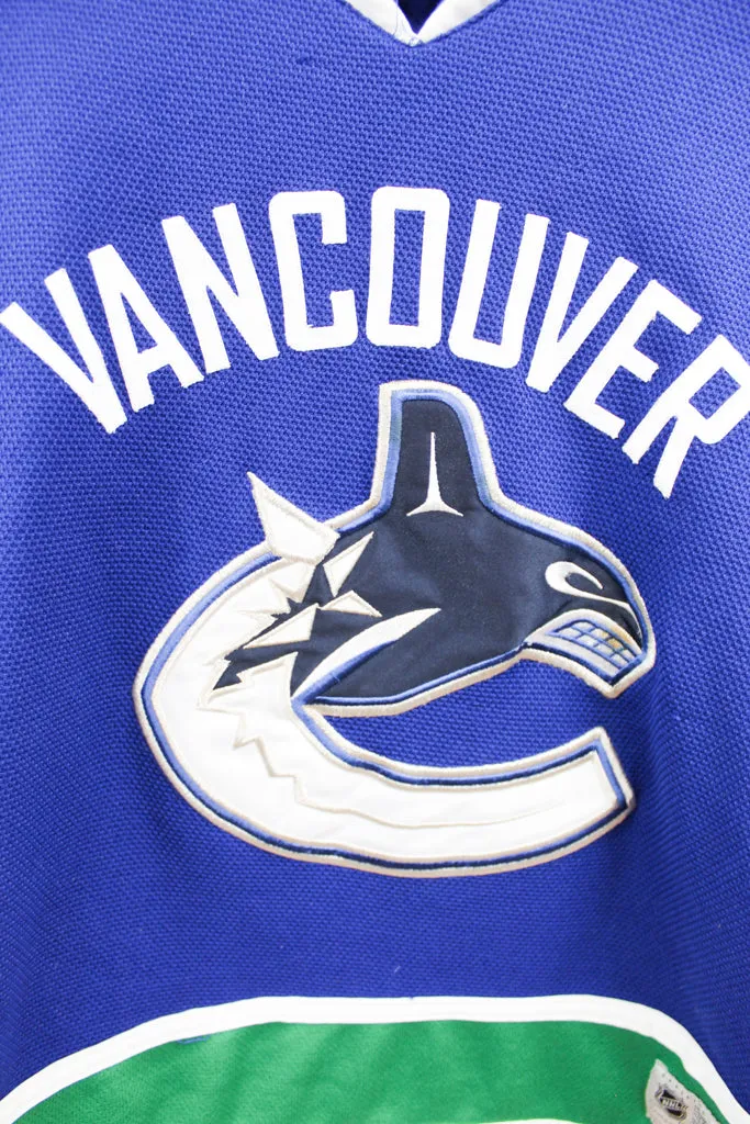 Z- Vancouver Canucks Ryan Kesler NHL Reebok Jersey sold by HG Vintage product image thumbnail 2