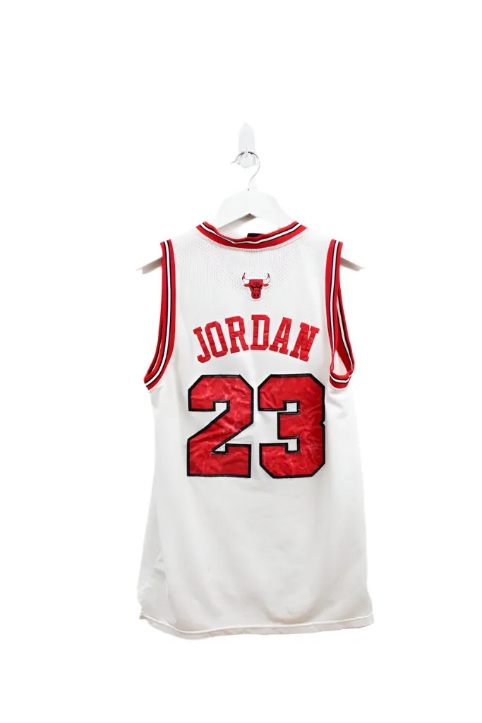 Z- Chicago Bulls Michael Jordan NBA Nike Team Jersey White sold by HG Vintage product image thumbnail 4