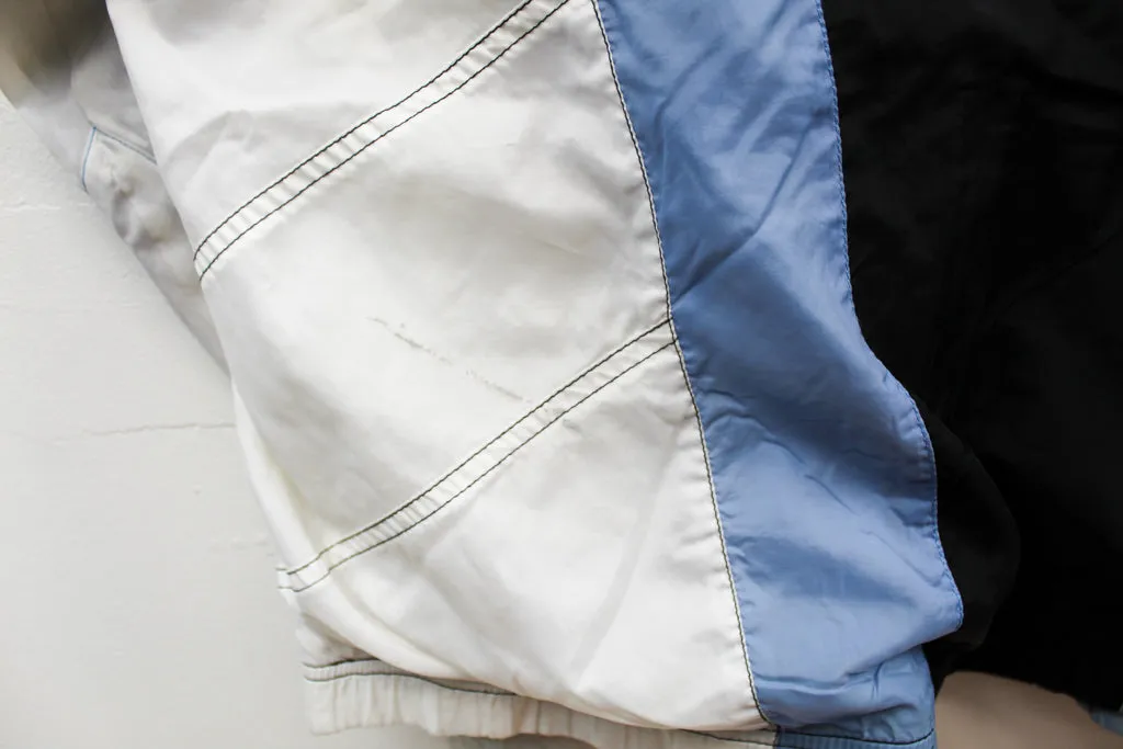 Z- Vintage 90s Nike Embroidered Swoosh Zip Up Nylon Windbreaker sold by HG Vintage product image thumbnail 5