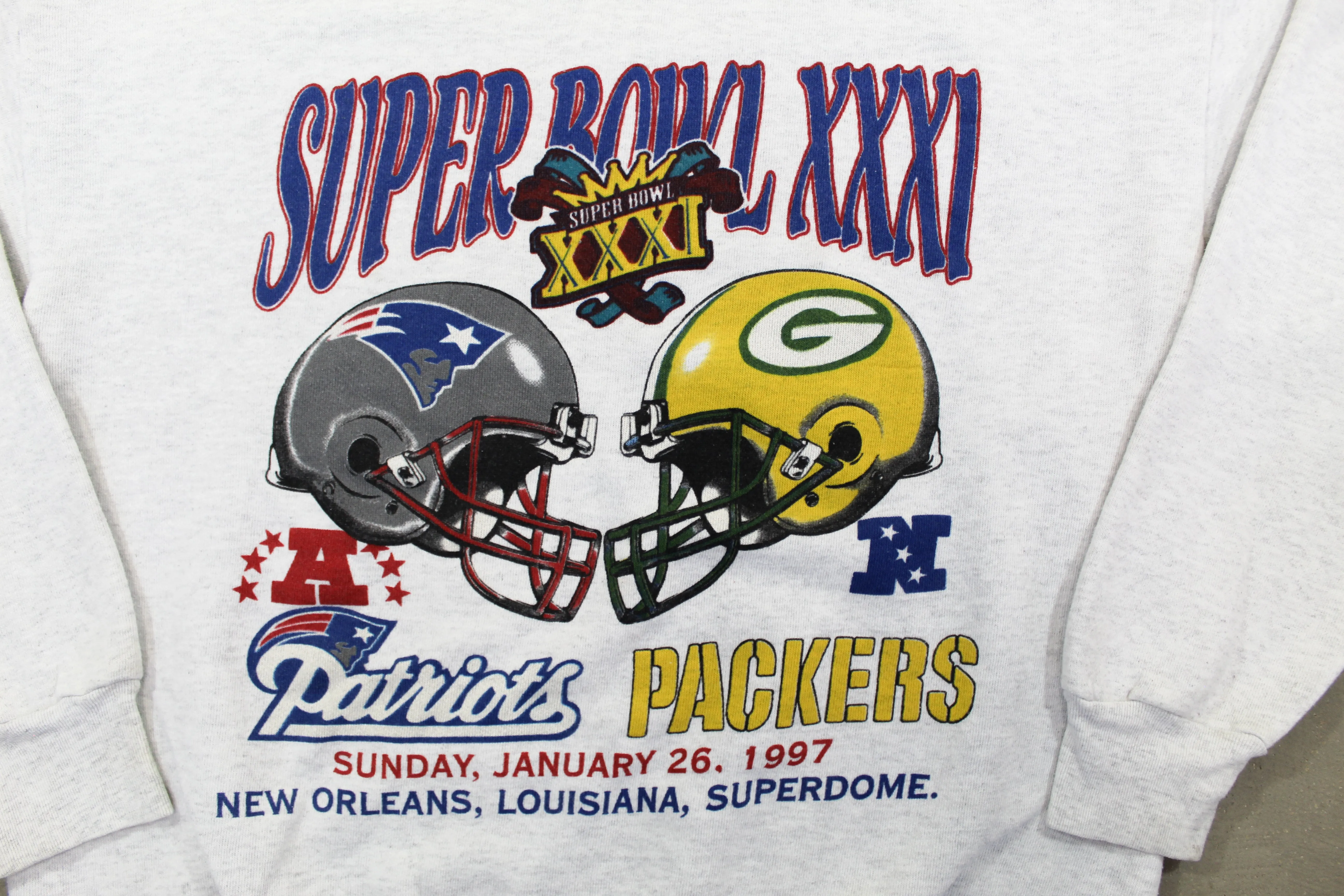 D- Vintage 1997 Patriots Vs Packers NFL Super Bowl 31 Crewneck sold by HG Vintage product image thumbnail 2