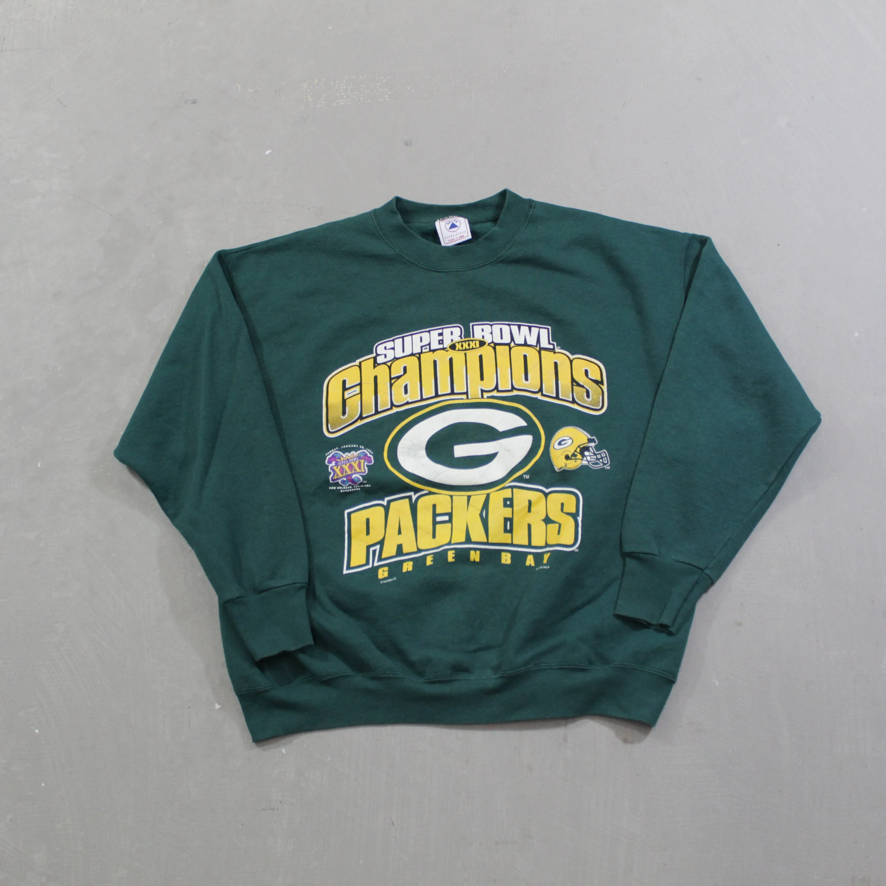 D- Vintage 1997 Green Bay Packers NFL Super Bowl31 Champs Crewneck sold by HG Vintage