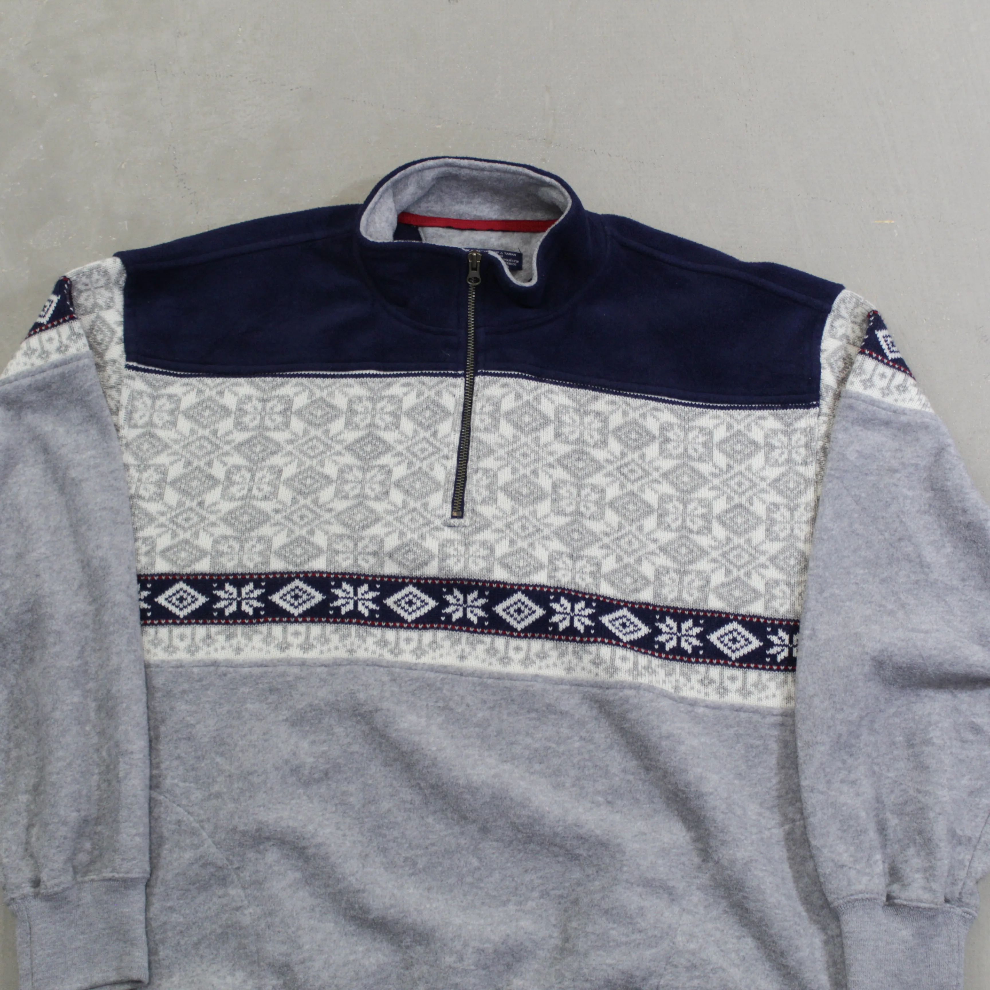 D- Vintage Tommy Hilfiger Quarter Zip Polar Fleece sold by HG Vintage product image thumbnail 2