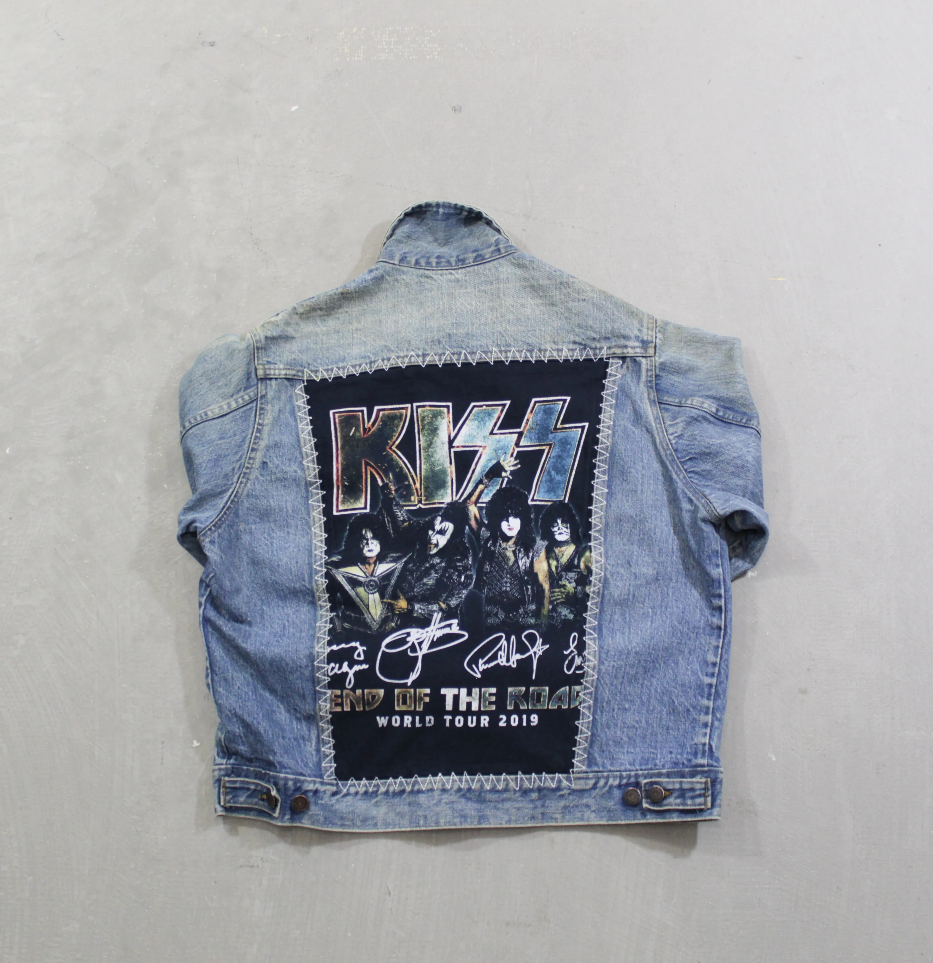 D- HOM KISS 2019 End Of The Road Tour Reworked Denim Jacket sold by HG Vintage product image thumbnail 3