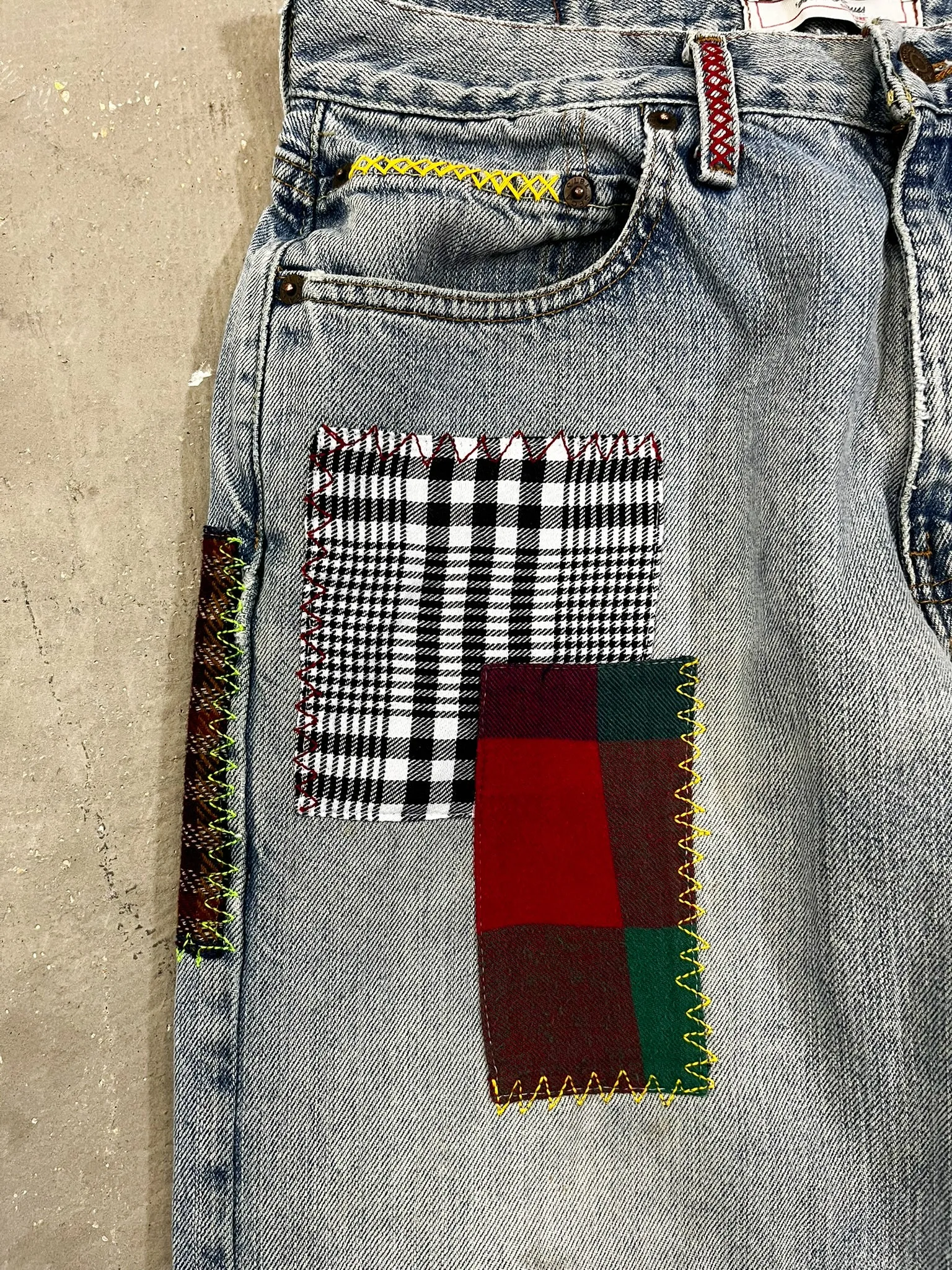 D- HOM Plaid Patches Reworked Levi's Strauss Signature 29x30 Jeans sold by HG Vintage product image thumbnail 4