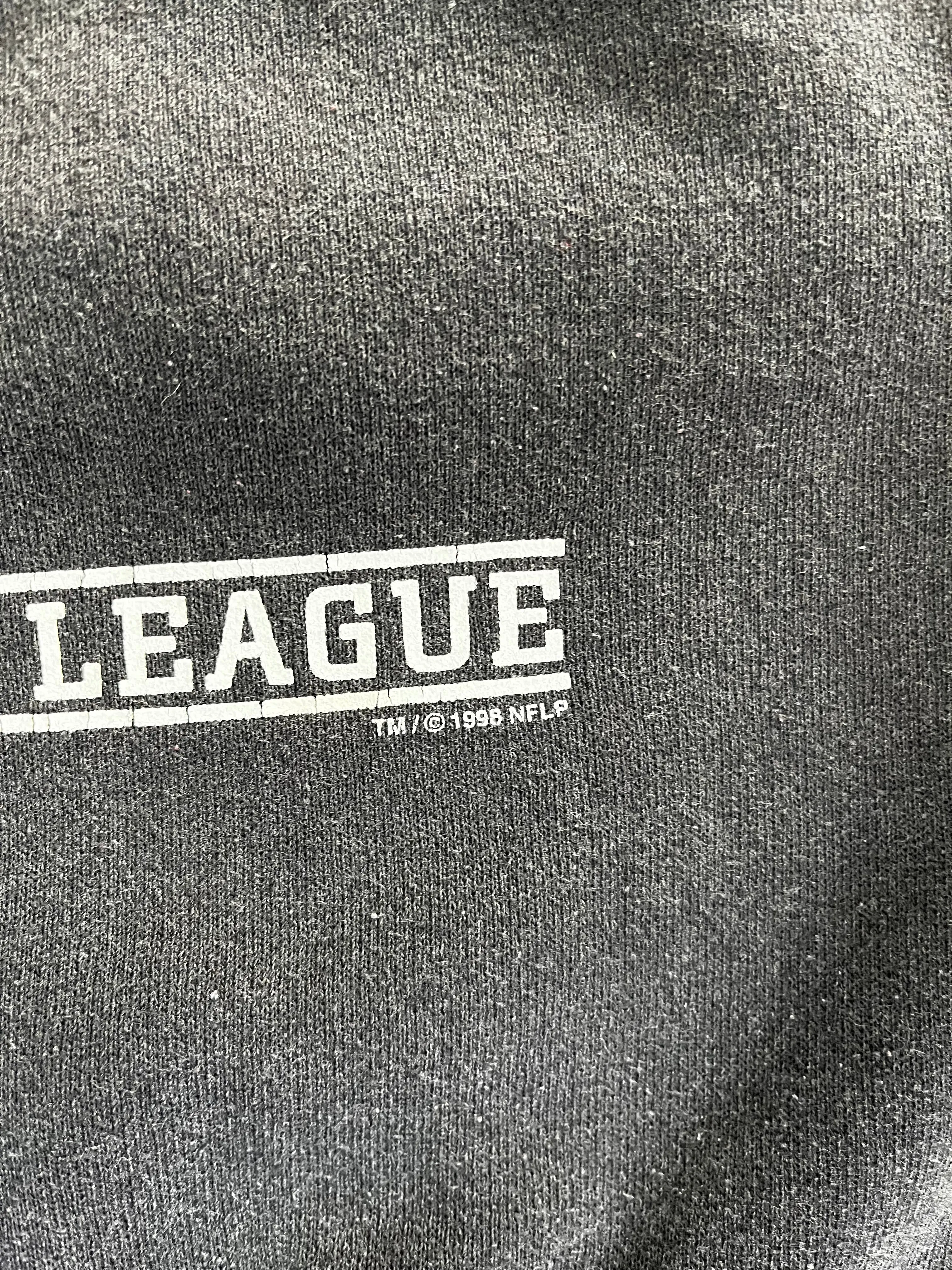 D- Vintage 1998 Oakland Raiders NFL Logo Crewneck sold by HG Vintage product image thumbnail 3