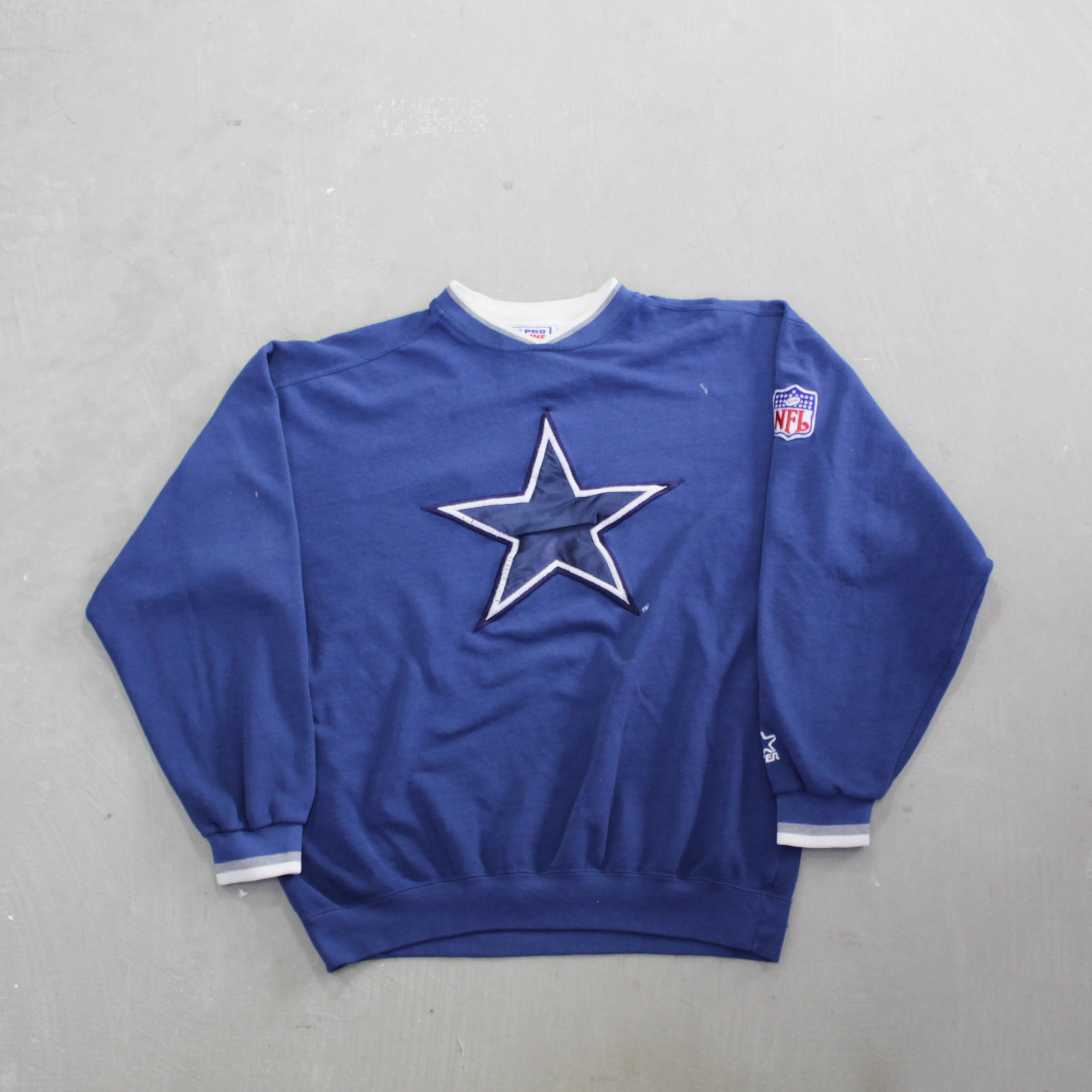 D- Vintage Dallas Cowboys NFL Starter Embroidered Logo Crewneck sold by HG Vintage