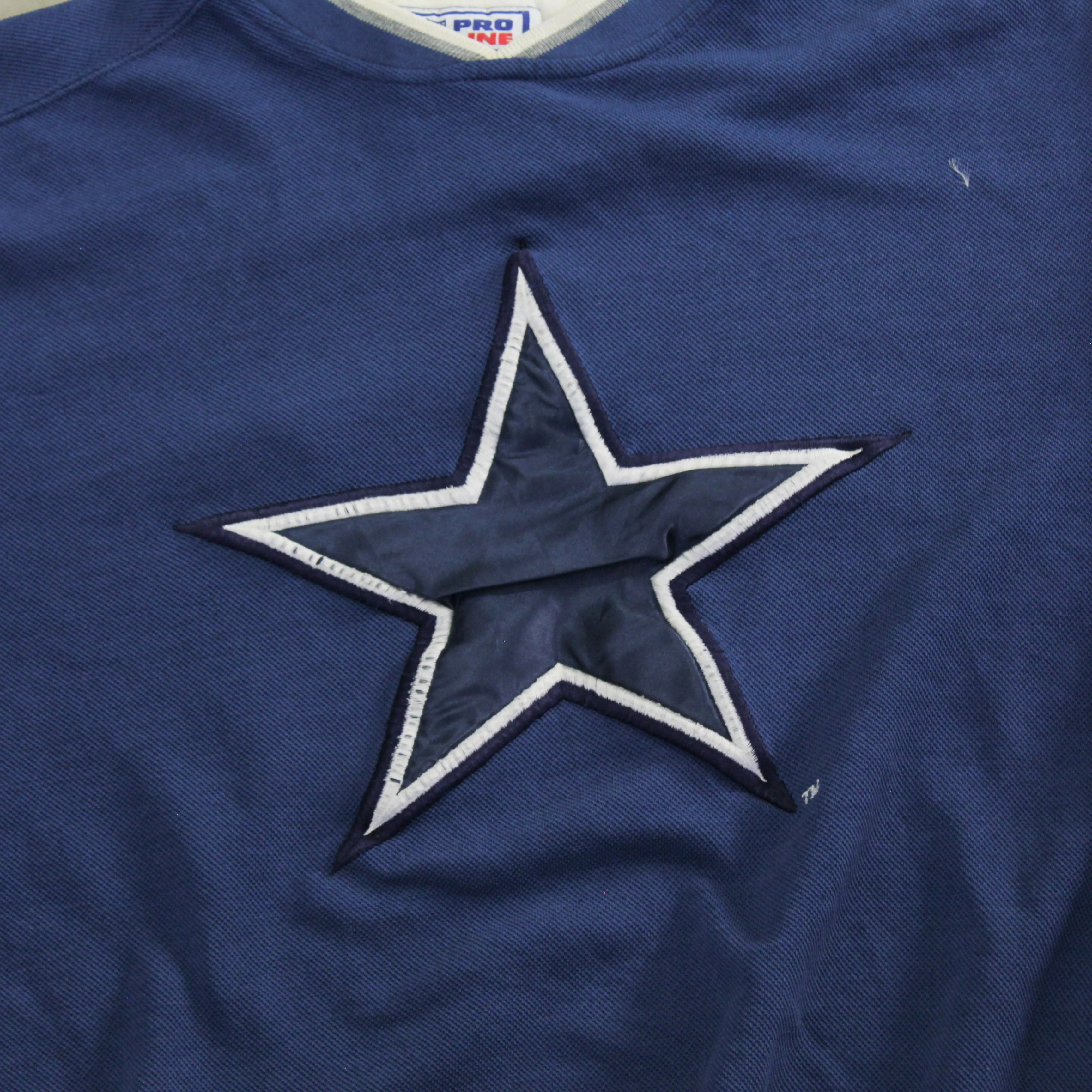 D- Vintage Dallas Cowboys NFL Starter Embroidered Logo Crewneck sold by HG Vintage product image thumbnail 2