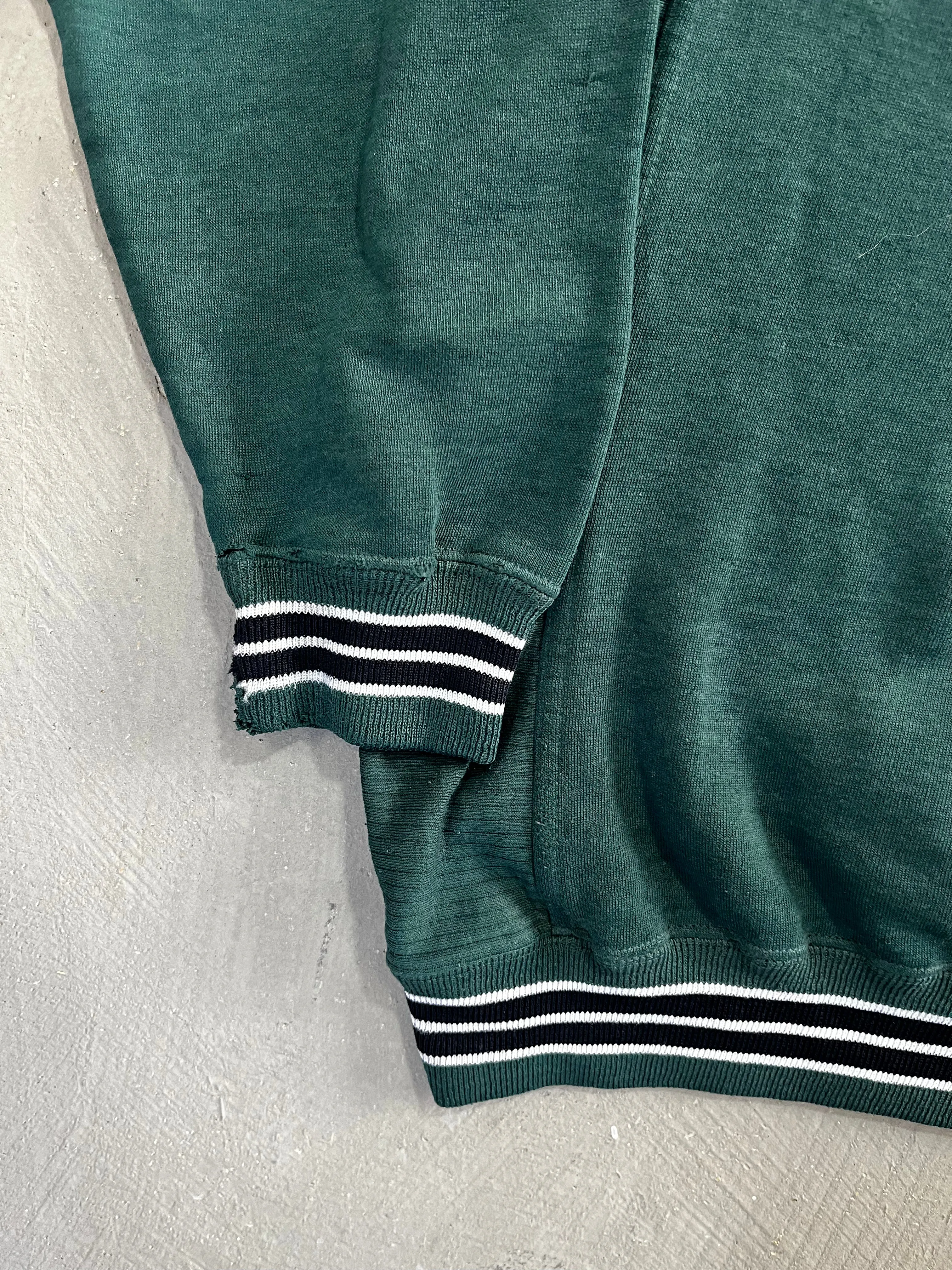 D- Vintage New York Jets NFL Lee Embroidered Text Crewneck sold by HG Vintage product image thumbnail 3