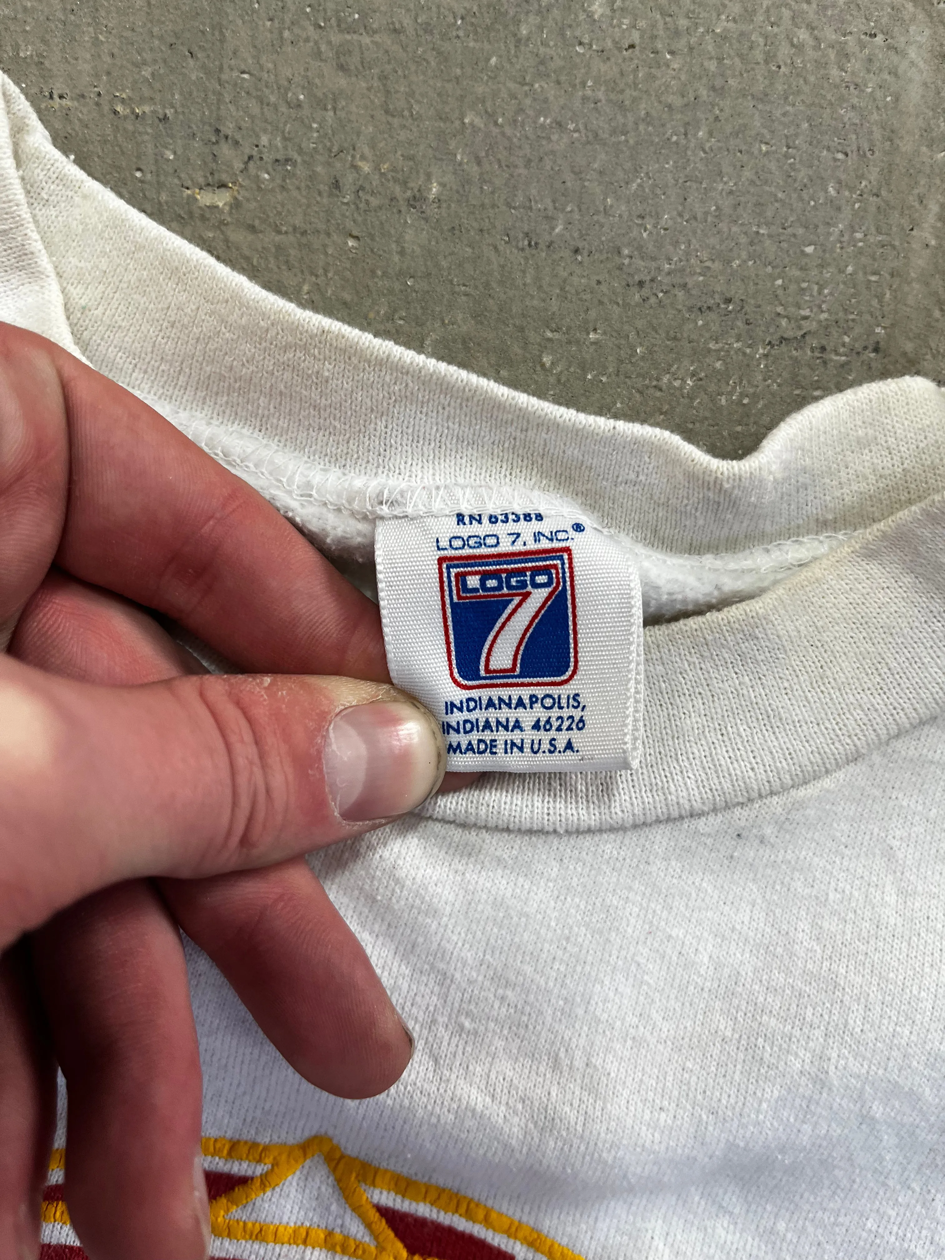 D- Vintage San Francisco 49ers NFL Logo 7 Graphic Crewneck sold by HG Vintage product image thumbnail 3