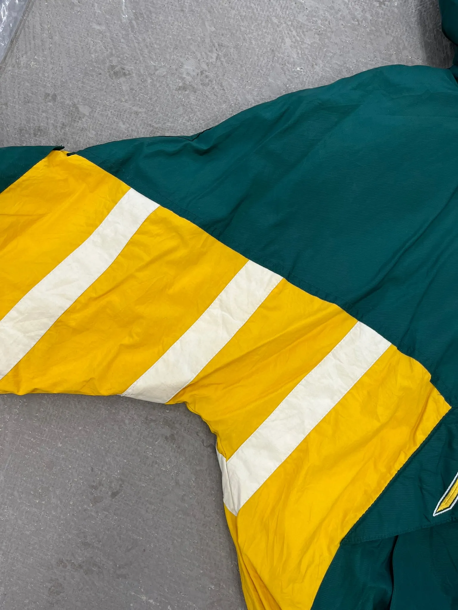 D- Vintage Green Bay Packers NFL Starter Anorak Winter Jacket sold by HG Vintage product image thumbnail 5