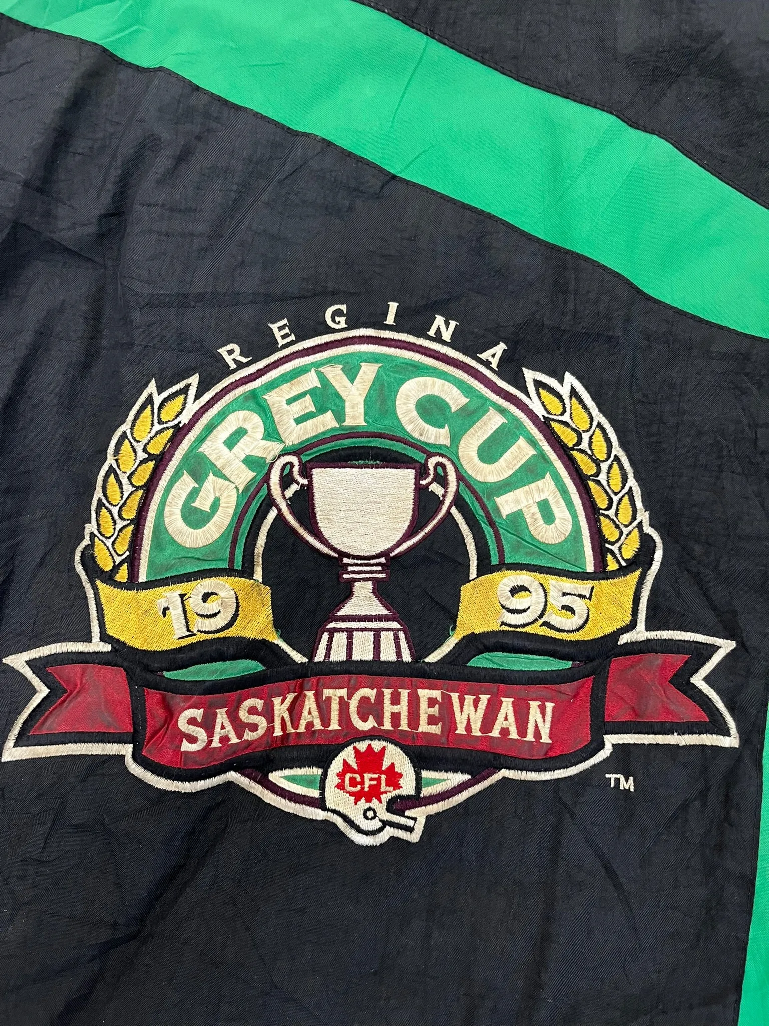 D- Vintage 1995 Saskatchewan Roughriders CFL Starter Winter Jacket sold by HG Vintage product image thumbnail 5