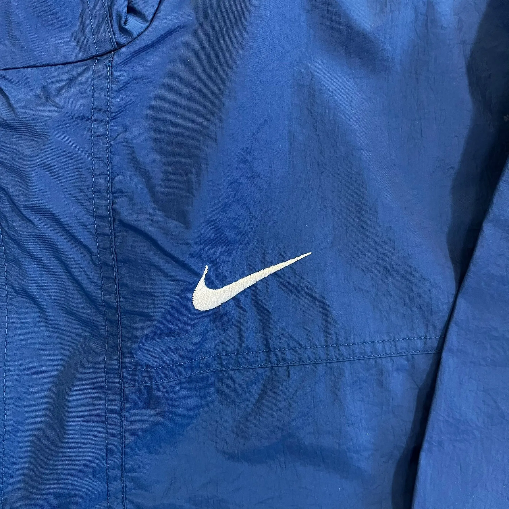 D- Vintage 1998 NFL Nike Super Bowl 32 Windbreaker sold by HG Vintage product image thumbnail 3