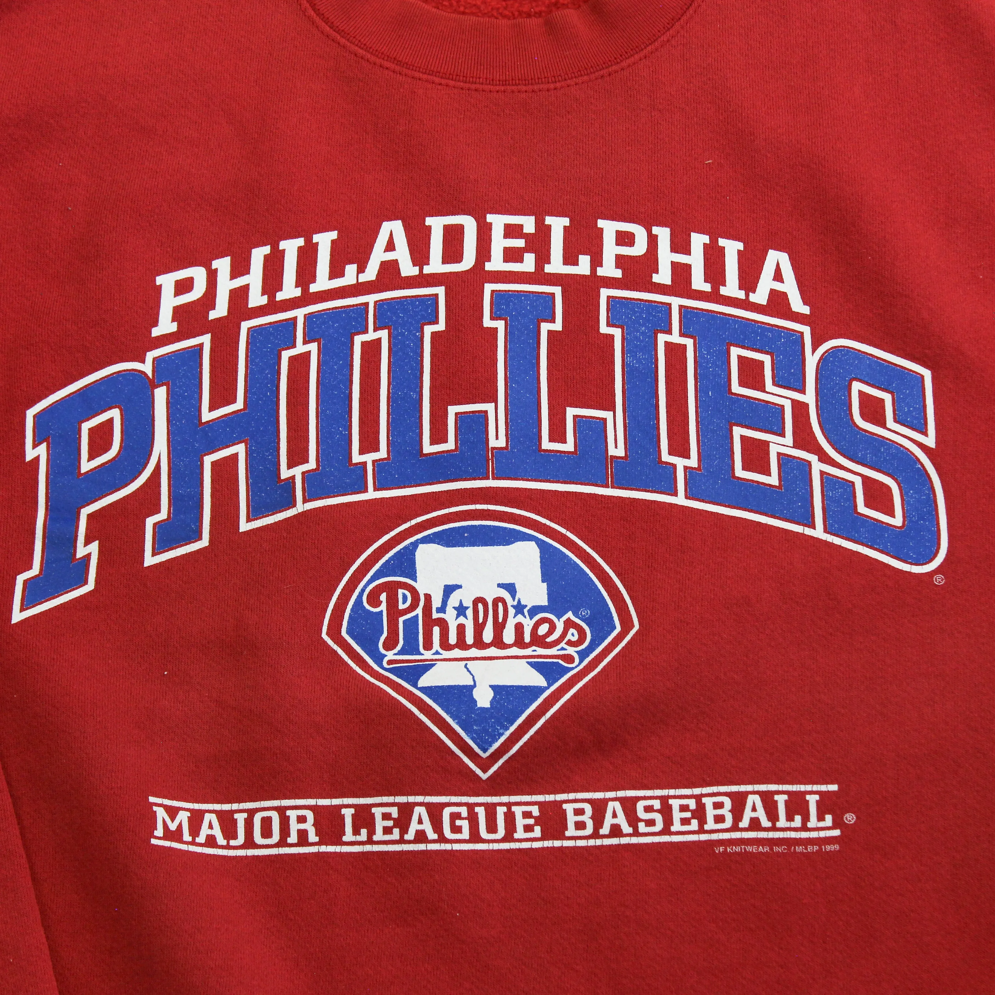 D- Vintage 1999 Philadelphia Phillies MLB Graphic Crewneck sold by HG Vintage product image thumbnail 2