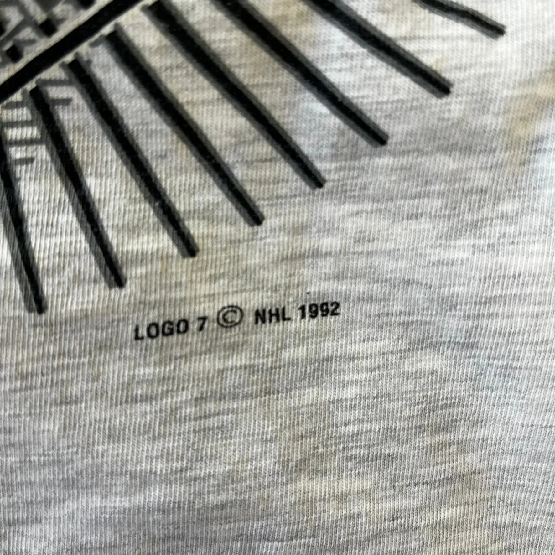 D- Vintage 1992 Los Angeles Kings NHL Logo 7 Graphic & Script Tee sold by HG Vintage product image thumbnail 4