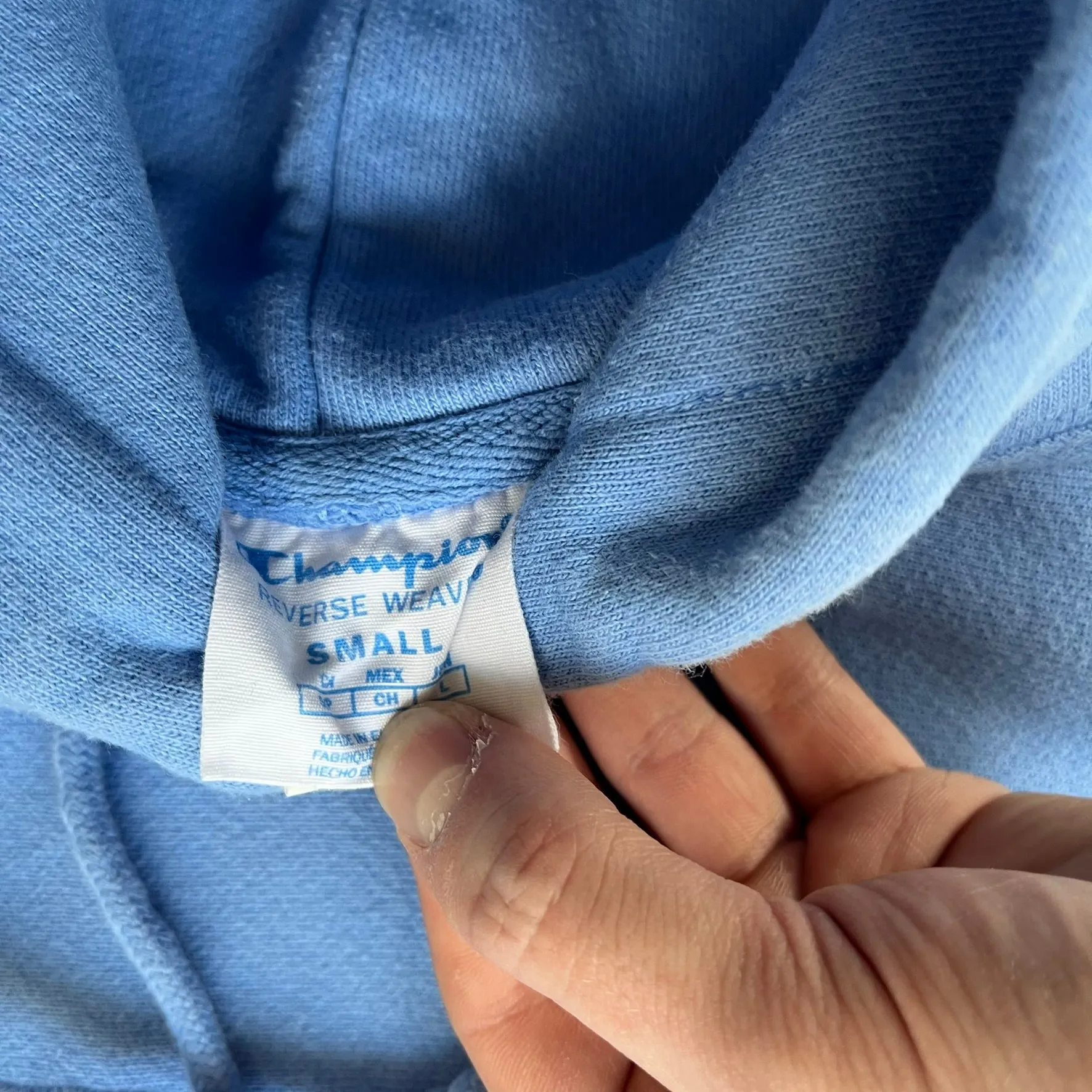 D- Vintage Champion Reverse Weave University Of Rhode Island Hoodie sold by HG Vintage product image thumbnail 5