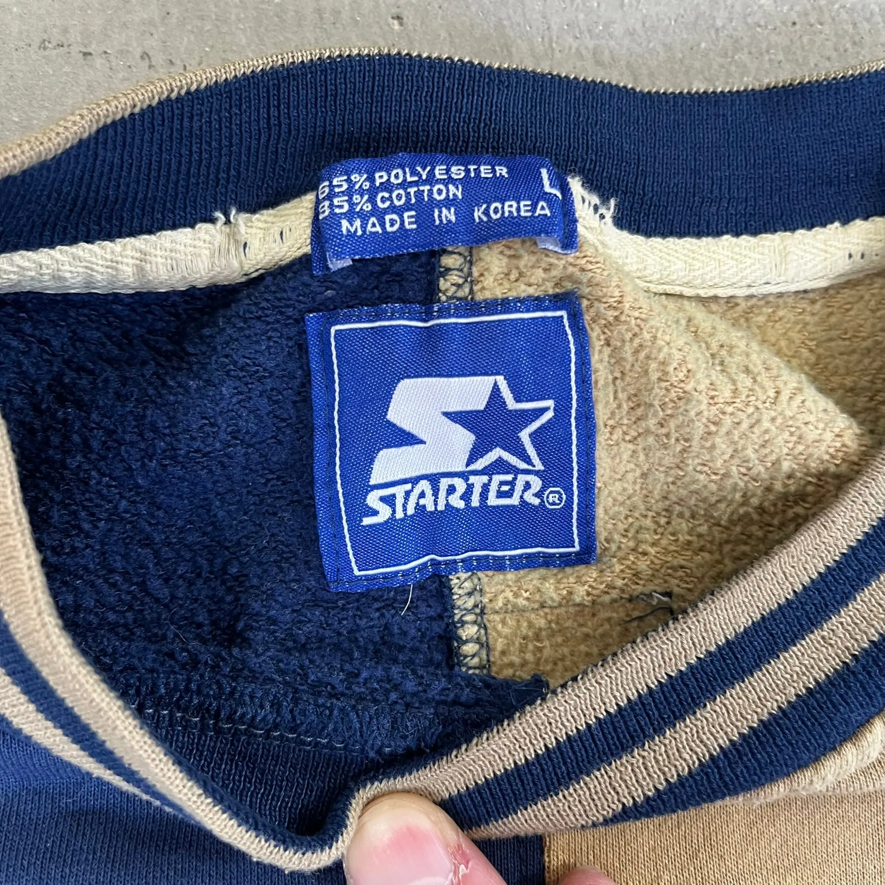 D- Vintage University Of Notre Dame Fighting Irish Starter Puff Print Text Crewneck sold by HG Vintage product image thumbnail 3