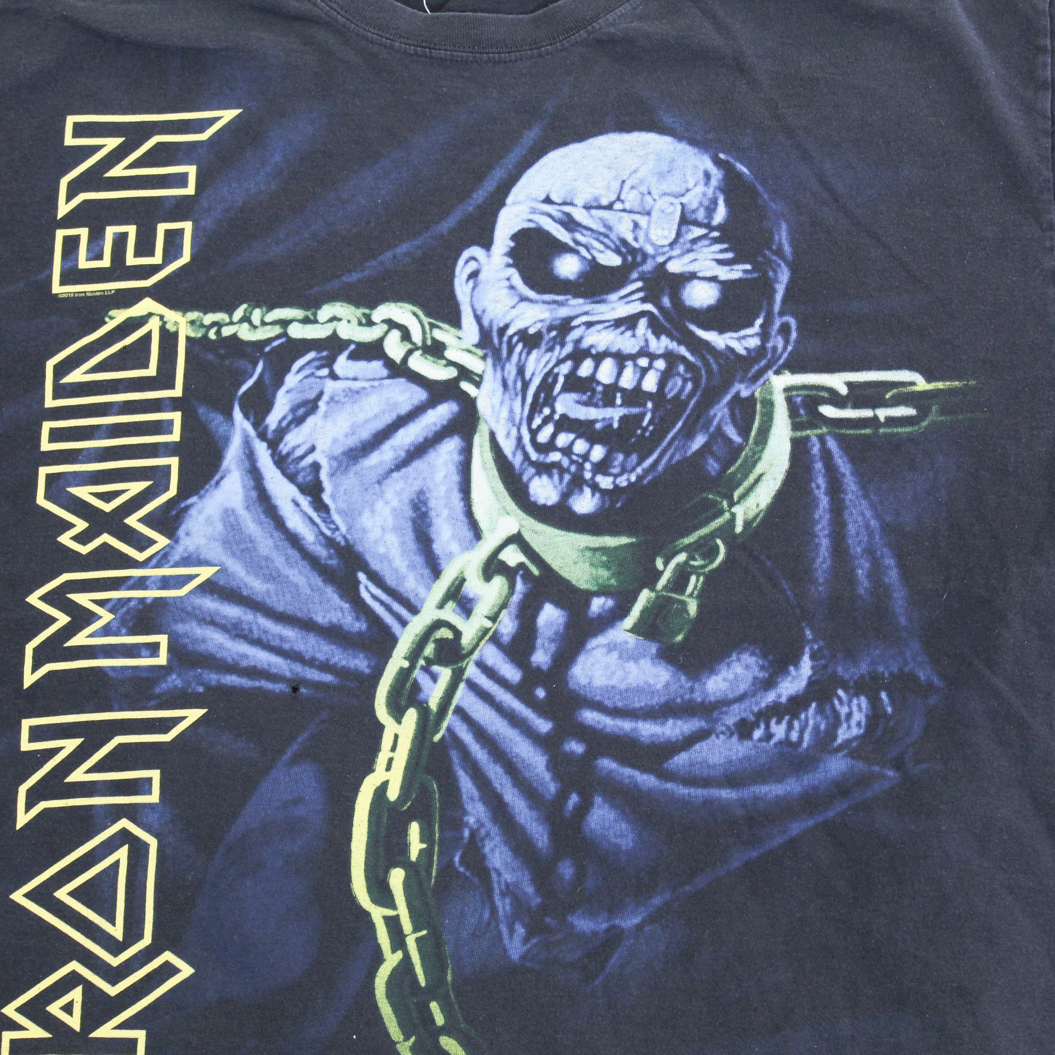 D- 2010 Iron Maiden Piece Of Mind Eddie The Head Jumbo Print Tee sold by HG Vintage product image thumbnail 2