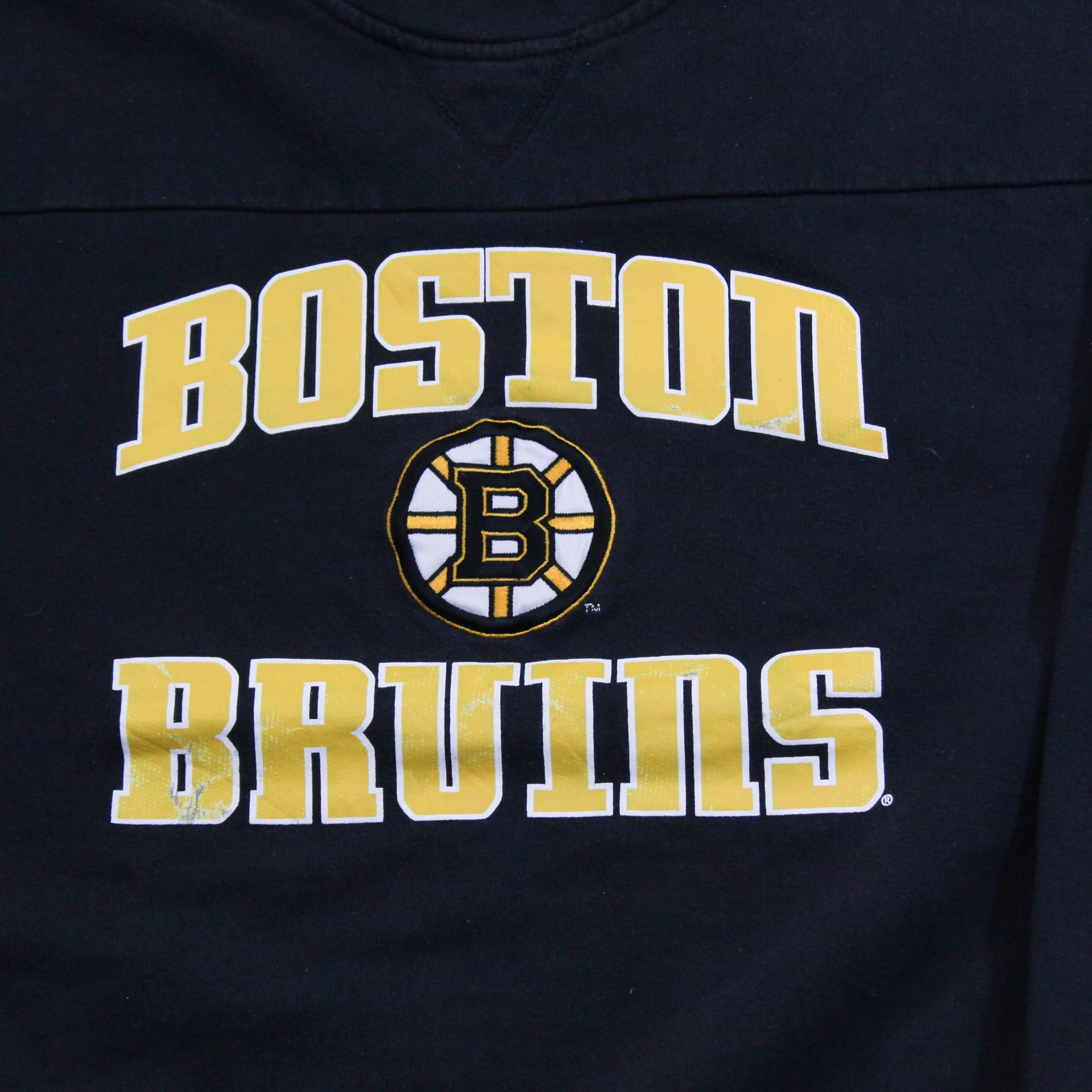 D- Vintage Boston Bruins NHL Embroidered Logo & Text Crewneck sold by HG Vintage product image thumbnail 2