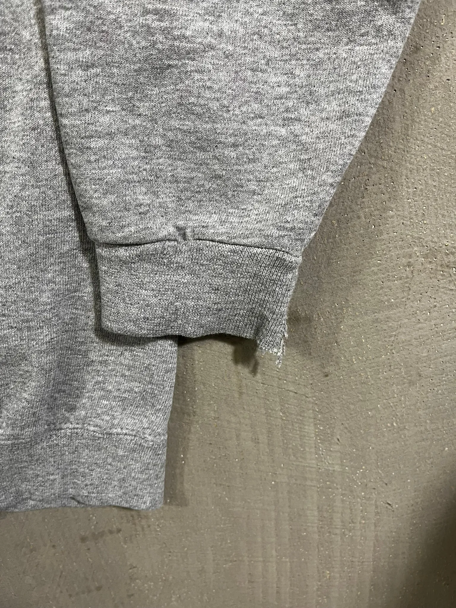 D- Vintage 1993 Boston Red Sox MLB Lee Logo & Text Crewneck sold by HG Vintage product image thumbnail 4