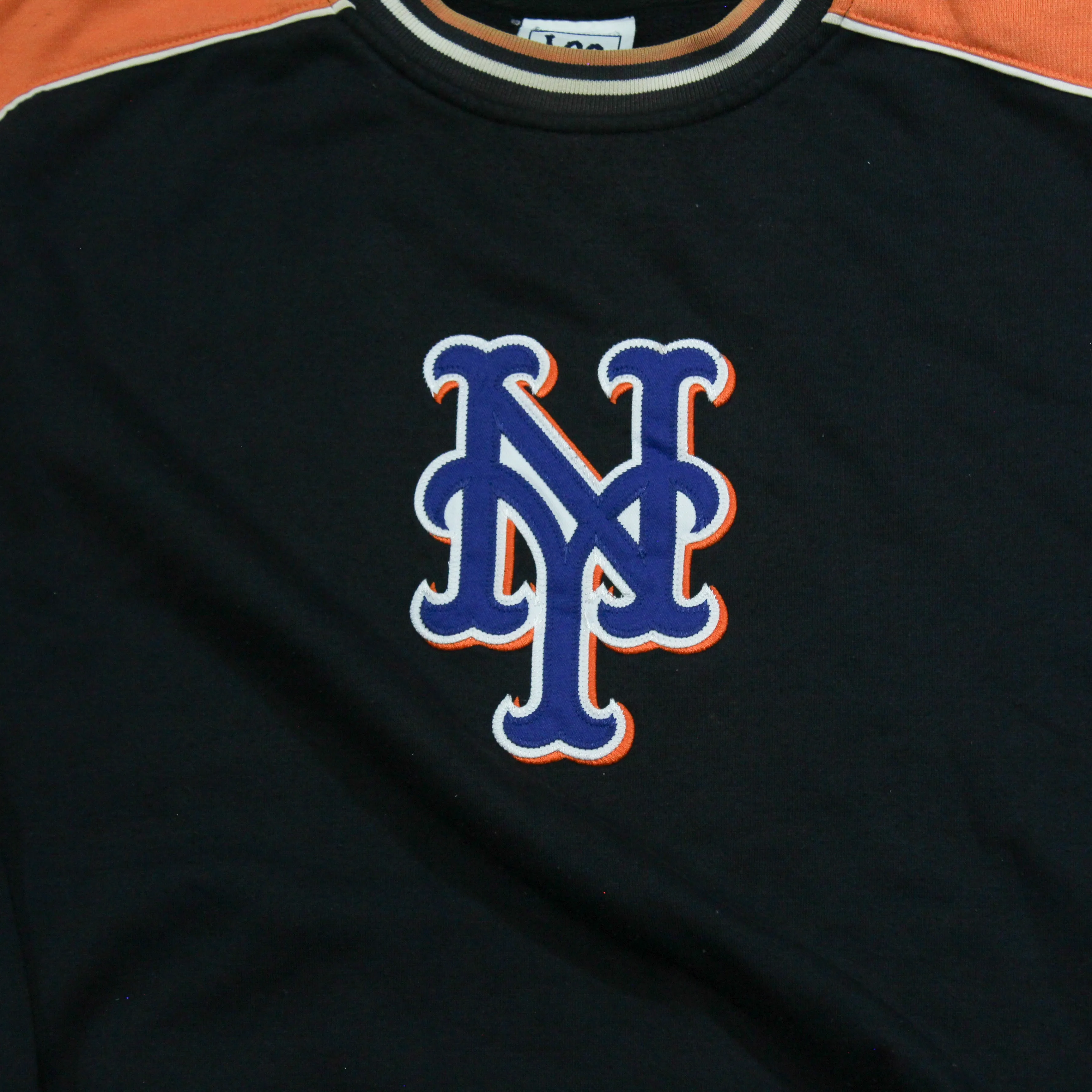 D- Vintage New York Mets MLB Lee Embroidered Logo Crewneck sold by HG Vintage product image thumbnail 2