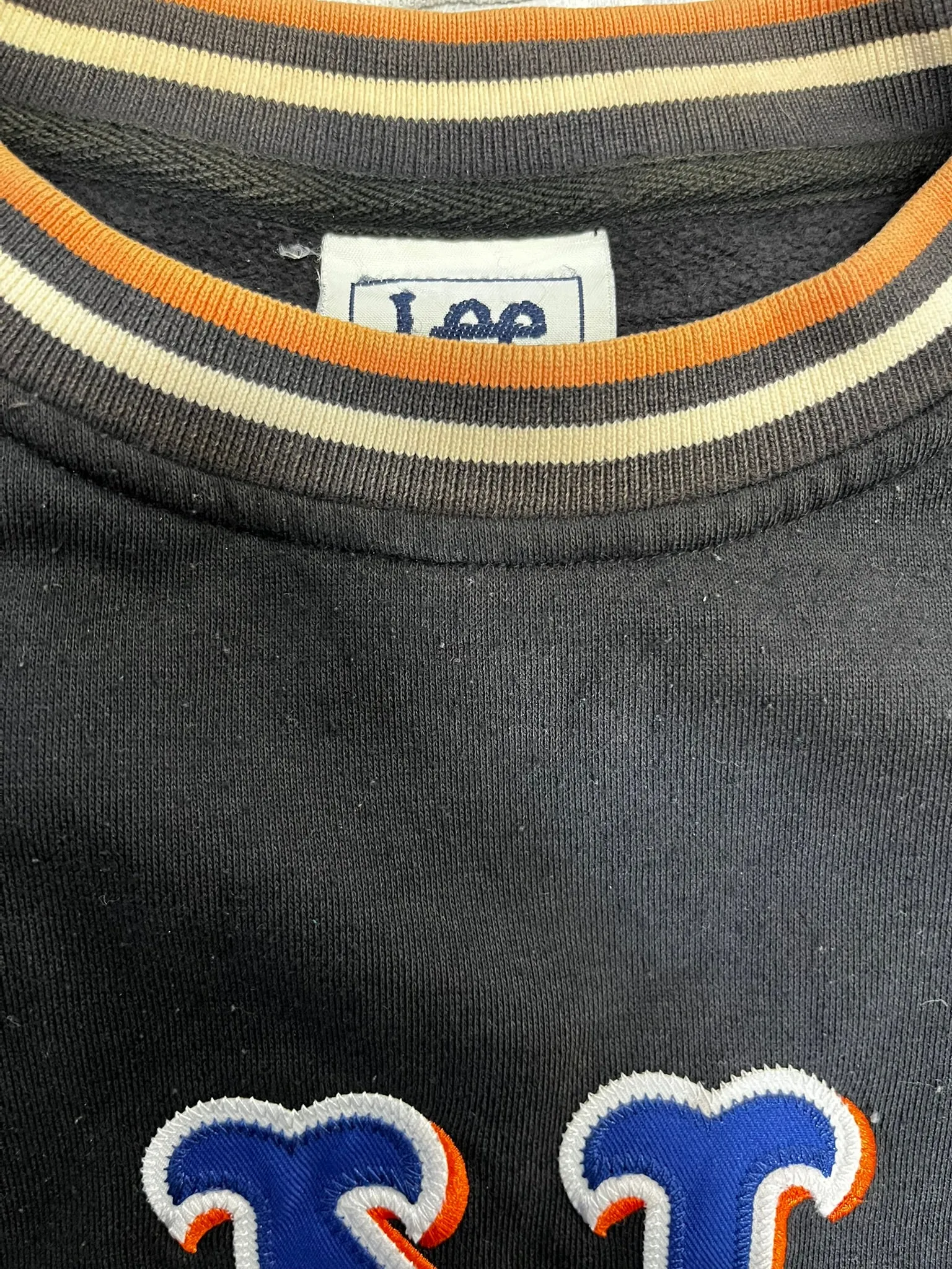 D- Vintage New York Mets MLB Lee Embroidered Logo Crewneck sold by HG Vintage product image thumbnail 3
