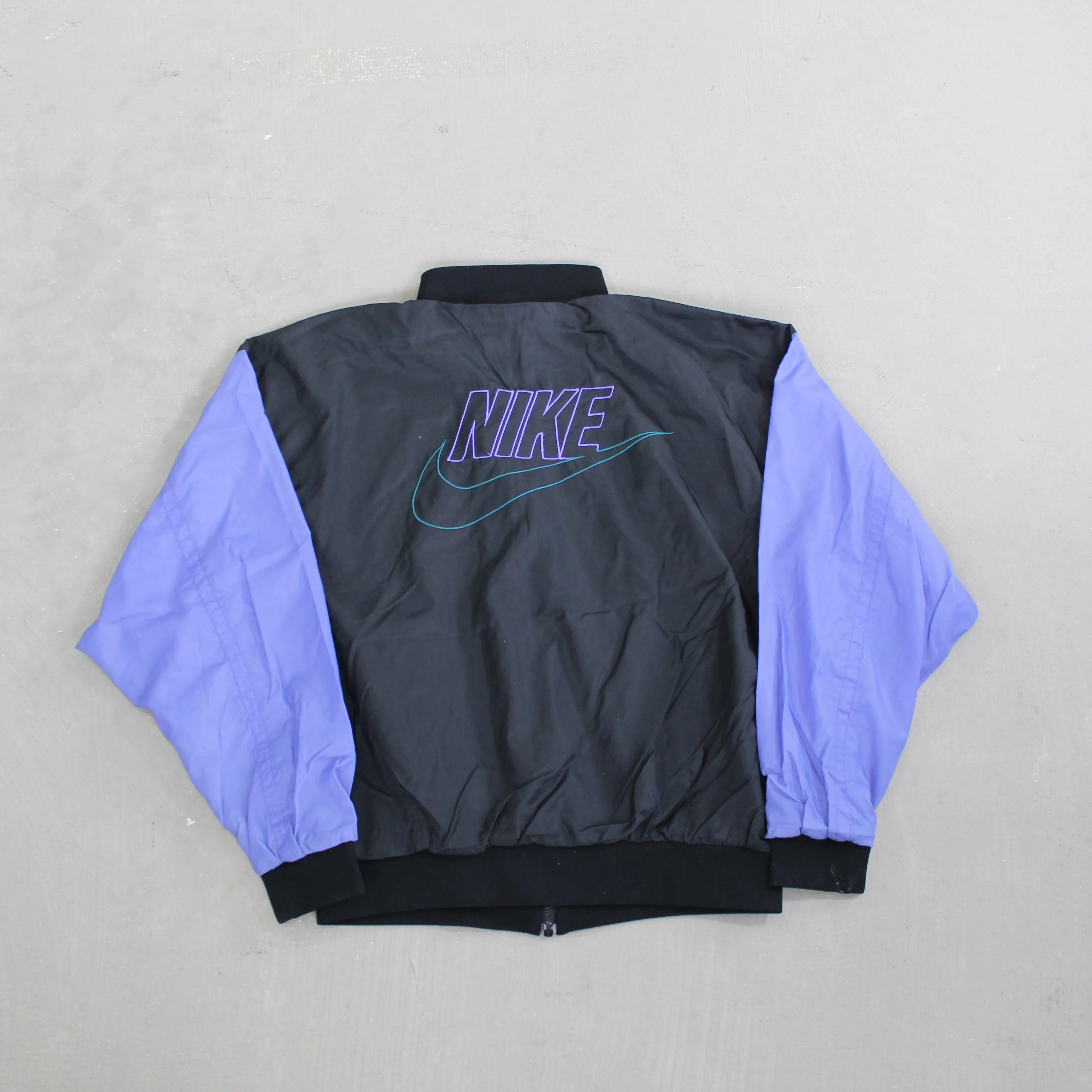 D- Vintage 80s Nike Script Zip Up Bomber Style Windbreaker sold by HG Vintage product image thumbnail 2