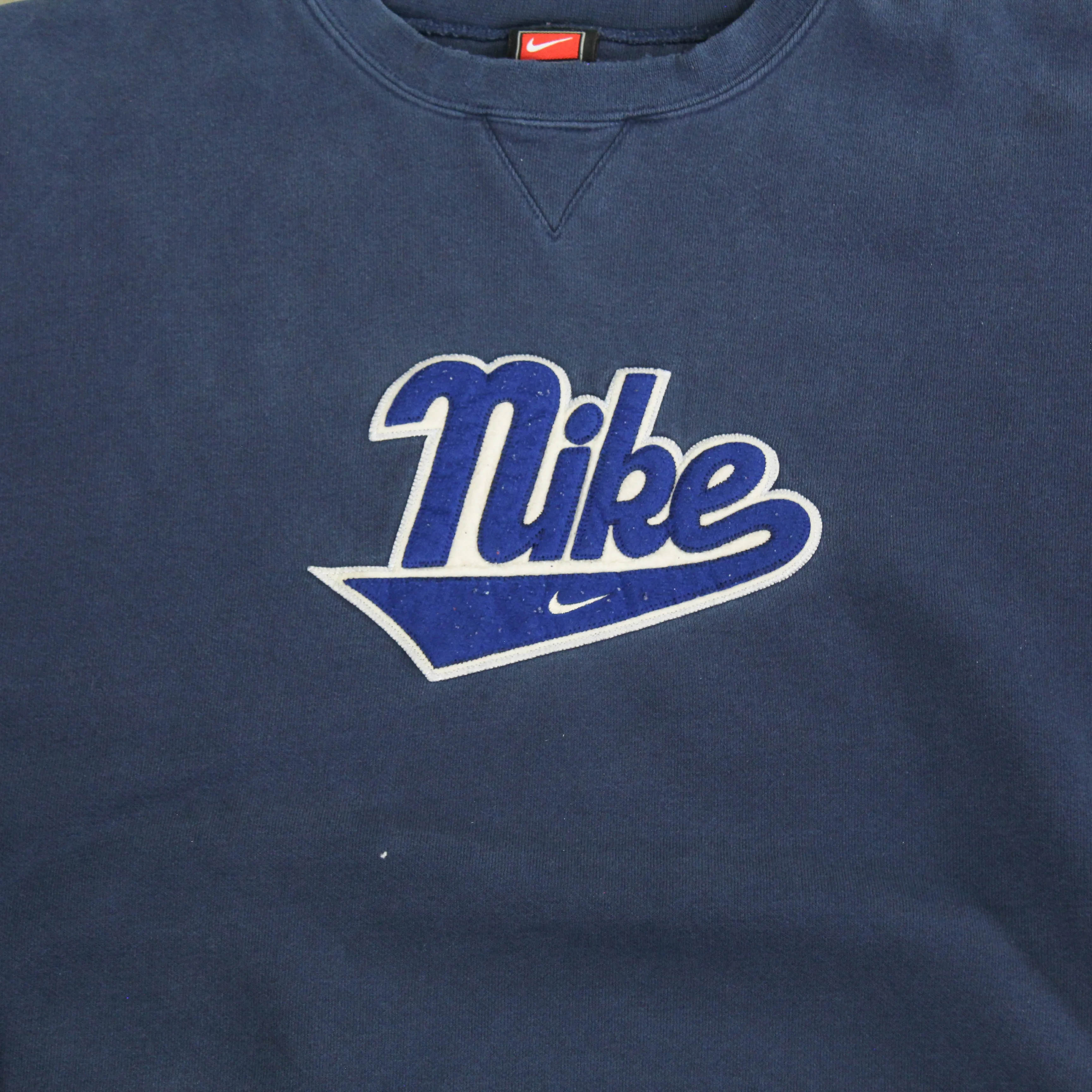 D- Vintage 90s Nike Embroidered Script Crewneck sold by HG Vintage product image thumbnail 2