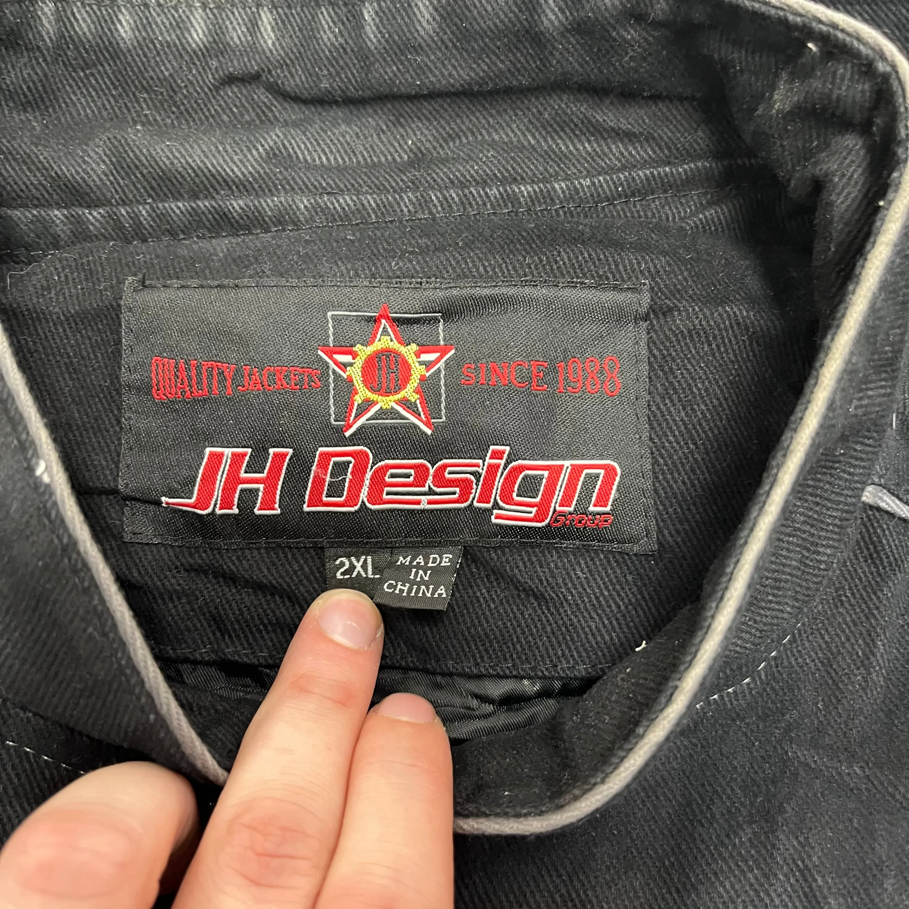 D- Vintage Nascar Jeff Hamilton Cadillac Racing Jacket sold by HG Vintage product image thumbnail 5