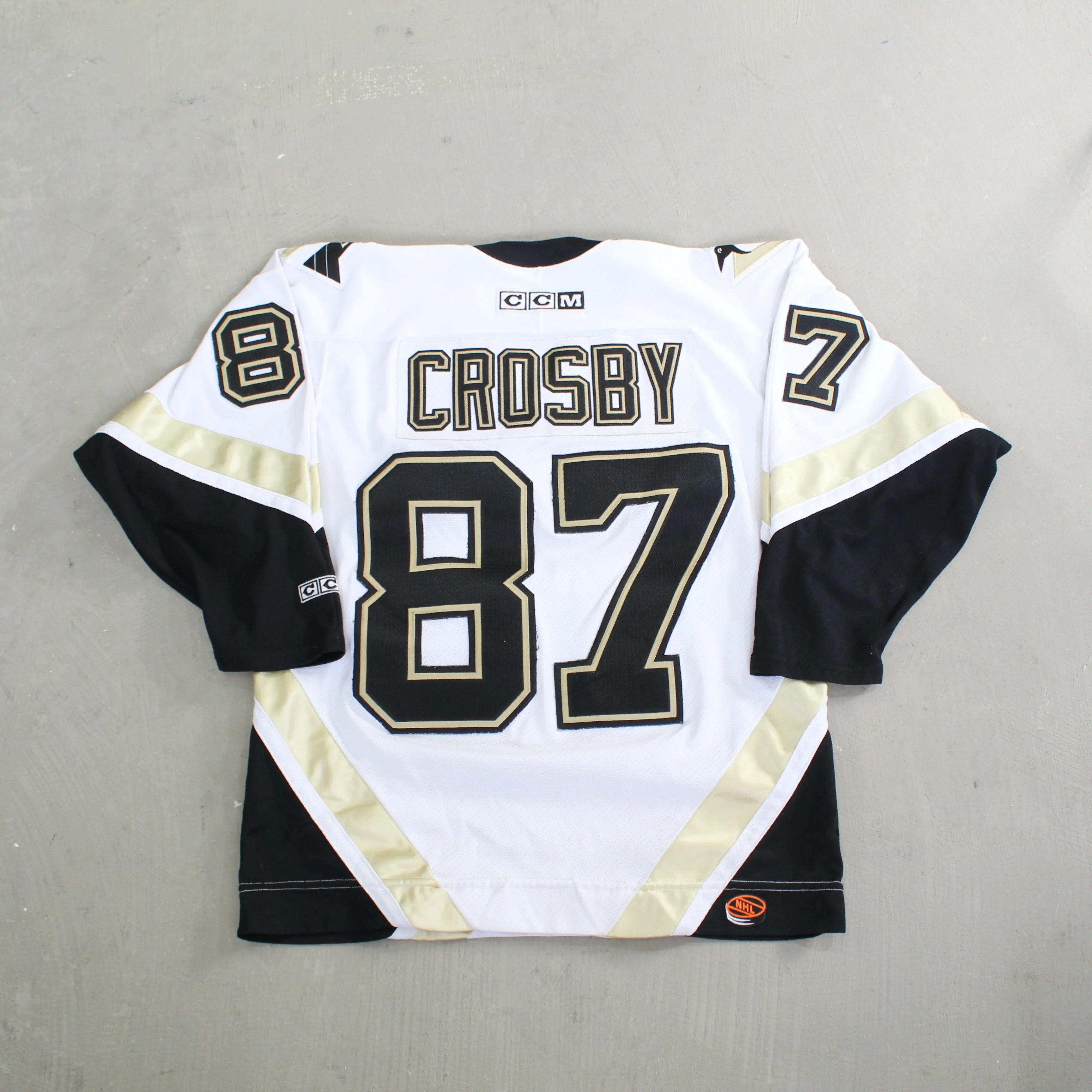 D- Vintage Pittsburgh Penguins Sidney Crosby NHL CCM Hockey Jersey sold by HG Vintage product image thumbnail 3