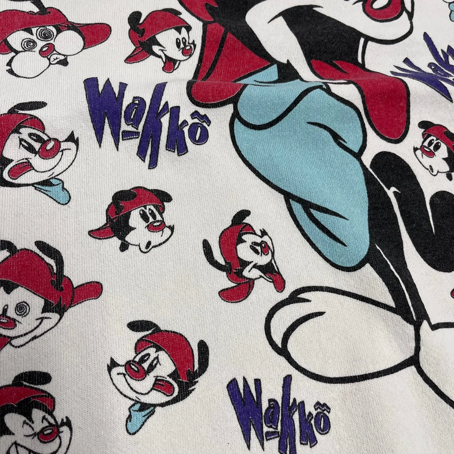 D- Vintage 1994 Looney Tunes Wakko All Over Print Crewneck sold by HG Vintage product image thumbnail 4