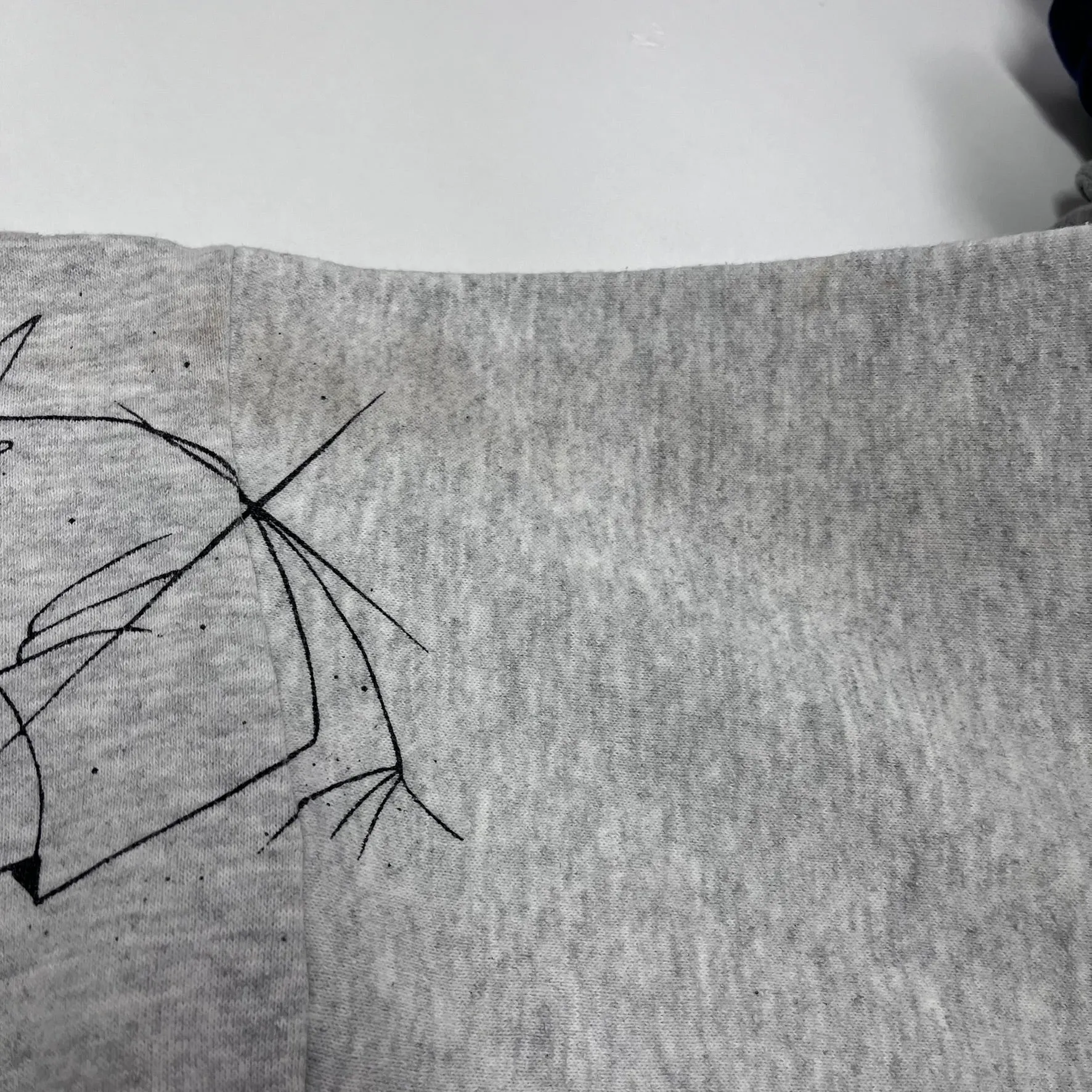 F- Vintage 1996 Looney Tunes Space Jam Graphic Crewneck sold by HG Vintage product image thumbnail 5