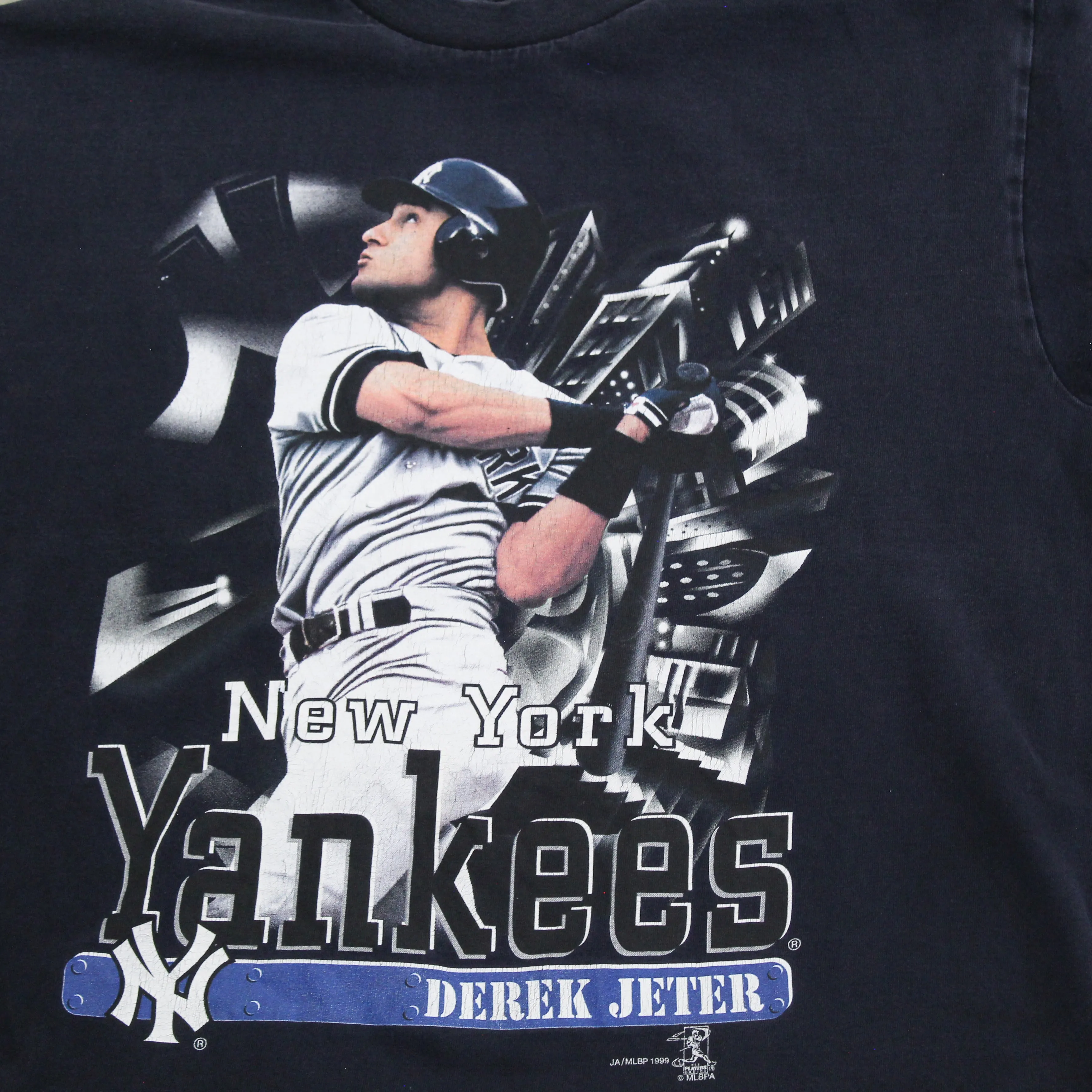 F- Vintage 1999 Derek Jeter Yankees MLB Picture Tee sold by HG Vintage product image thumbnail 2